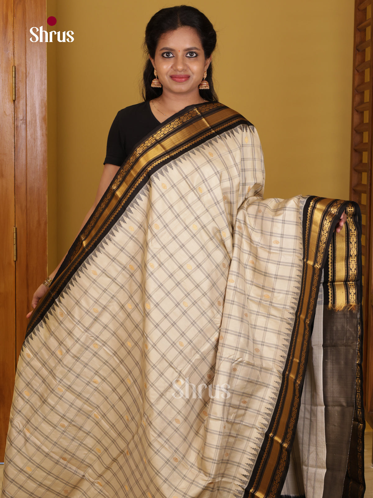 DIS24713 - Gadwal silk Saree - Shop on Shrus.com