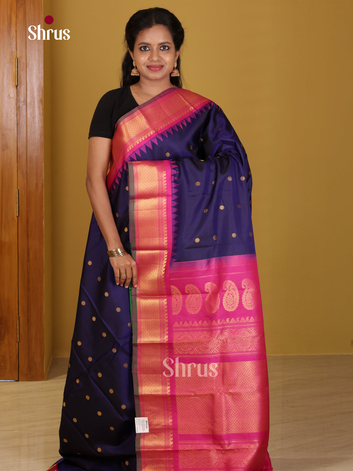 DIS24720 - Gadwal silk Saree - Shop on Shrus.com