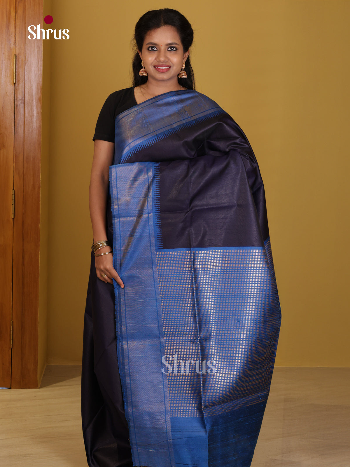 DIS24795 - Raw Silk Saree - Shop on Shrus.com