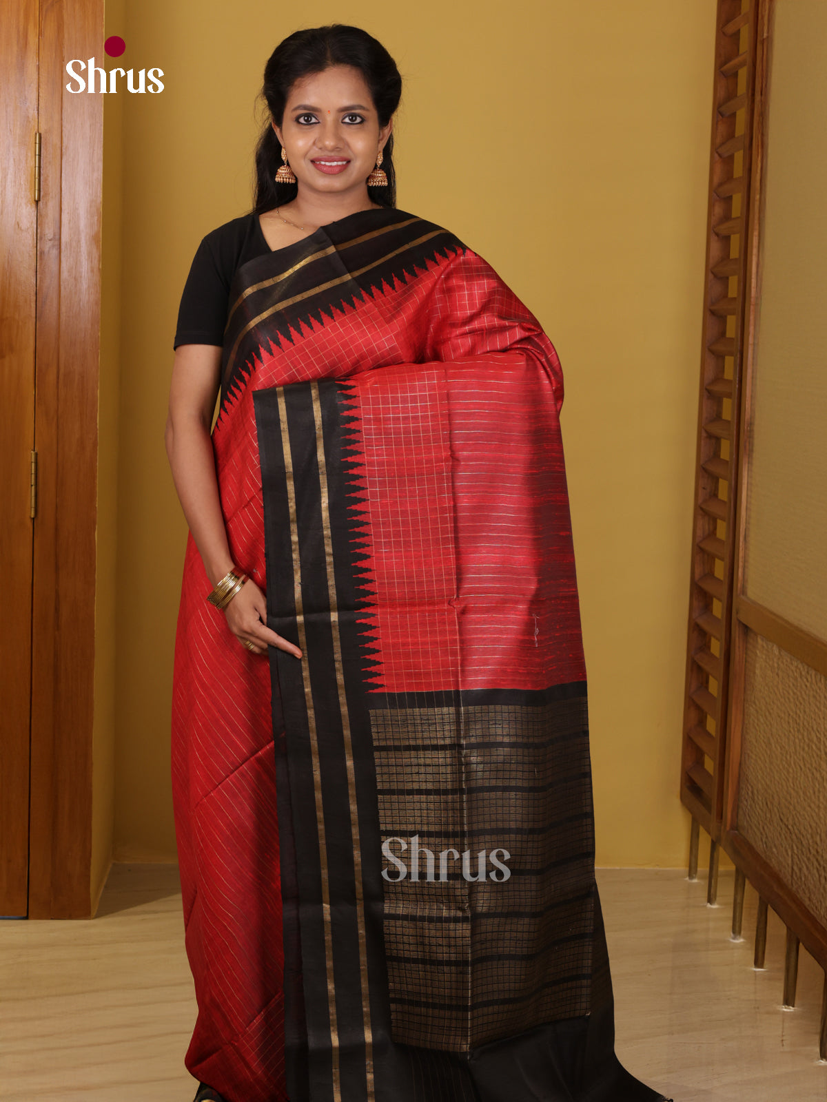 DIS24816 - Raw Silk Saree - Shop on Shrus.com