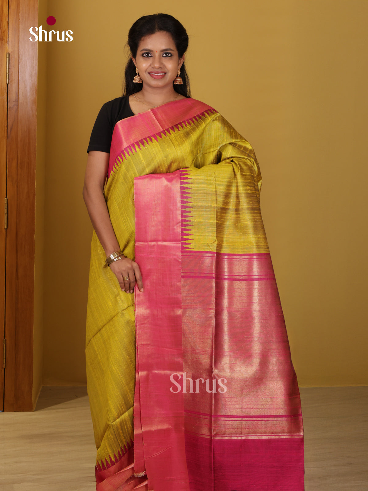 DIS24828 - Raw Silk Saree - Shop on Shrus.com
