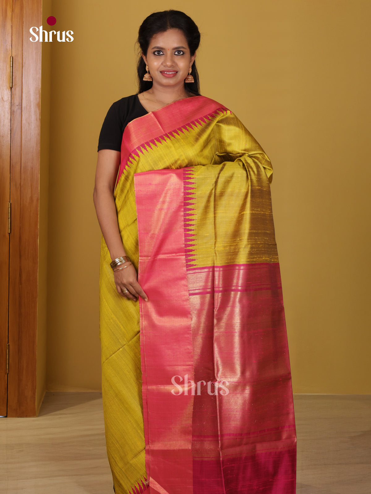 DIS24832 - Raw Silk Saree - Shop on Shrus.com