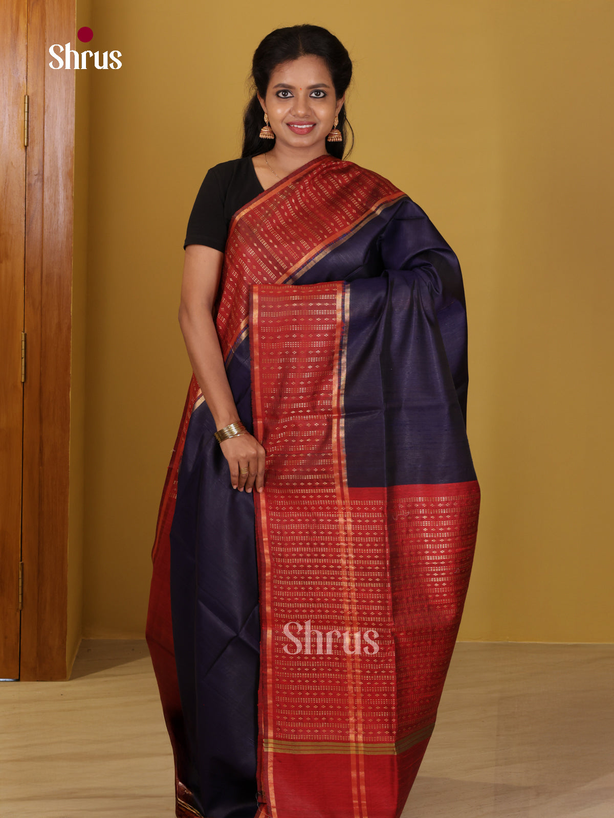 DIS24847 - Raw Silk Saree - Shop on Shrus.com
