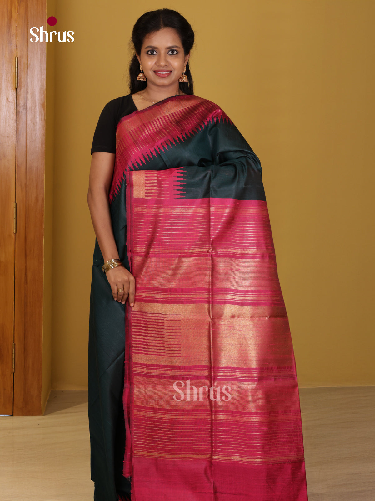 DIS24866 - Raw Silk Saree - Shop on Shrus.com