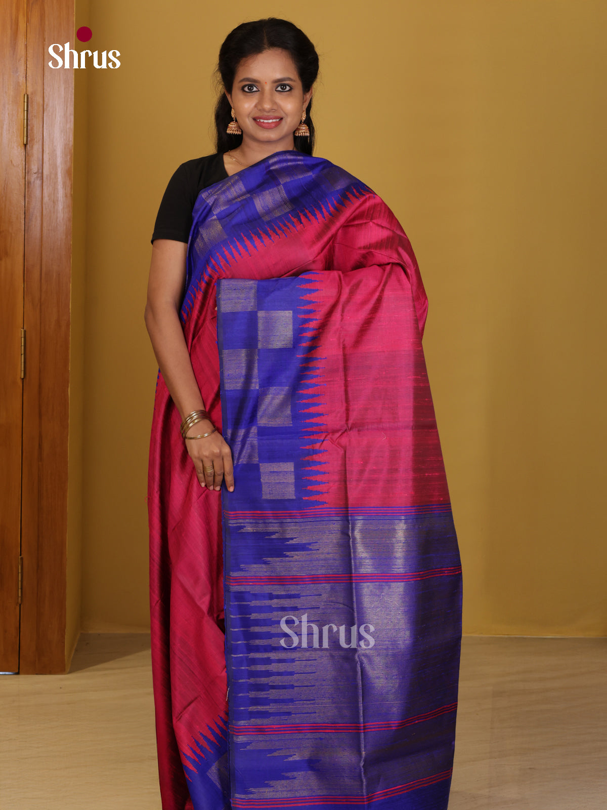 DIS24868 - Raw Silk Saree - Shop on Shrus.com