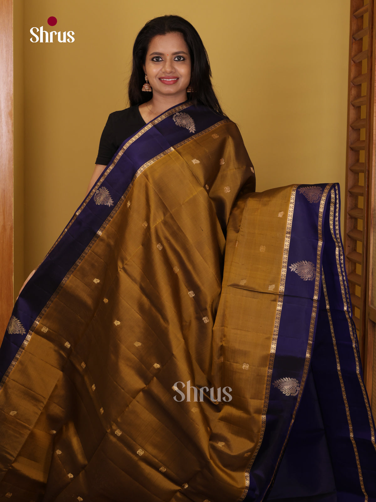 DIS25402 - Soft Silk (HR) Saree - Shop on Shrus.com
