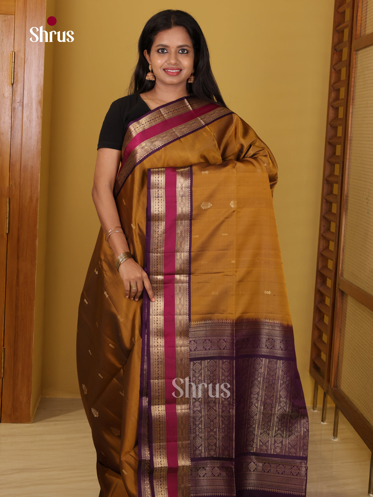 DIS26553 - Kanchipuram silk (HR) Saree - Shop on Shrus.com