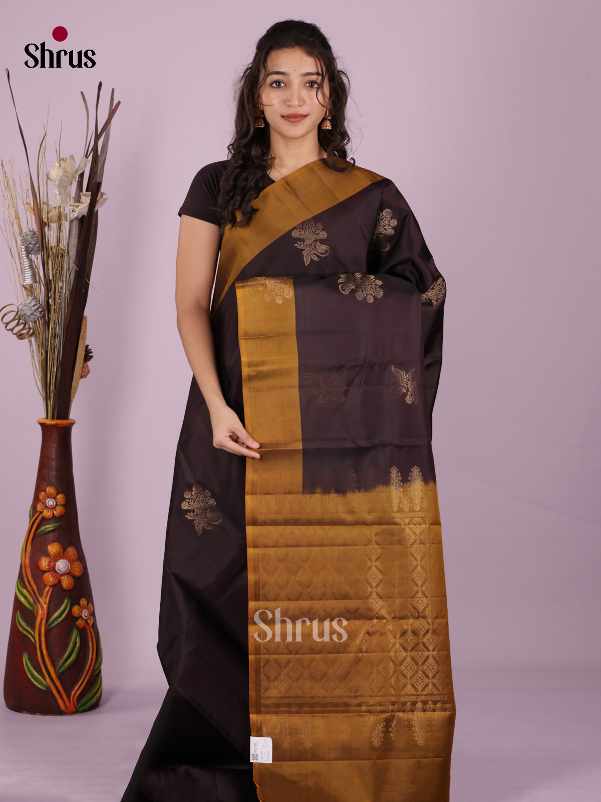 DIS26579 - Kanchipuram-halfpure Saree - Shop on Shrus.com