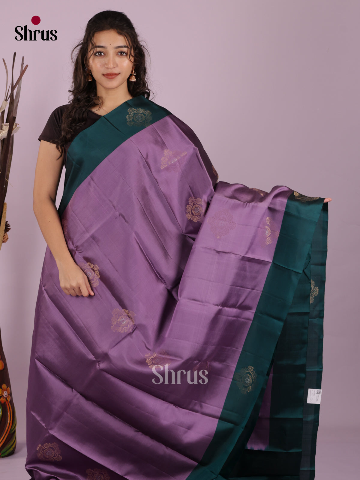 DIS26581 - Kanchipuram-halfpure Saree - Shop on Shrus.com