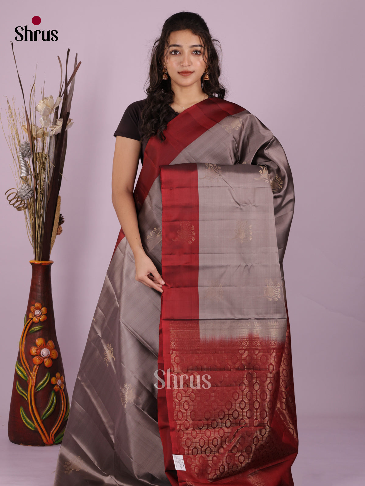 DIS26624 - Kanchipuram-halfpure Saree - Shop on Shrus.com