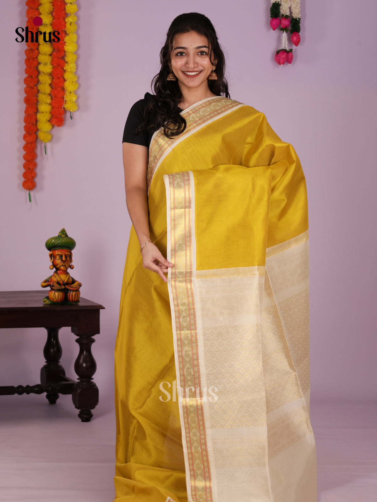 DIS27365 - Korvai-Small border Saree - Shop on Shrus.com