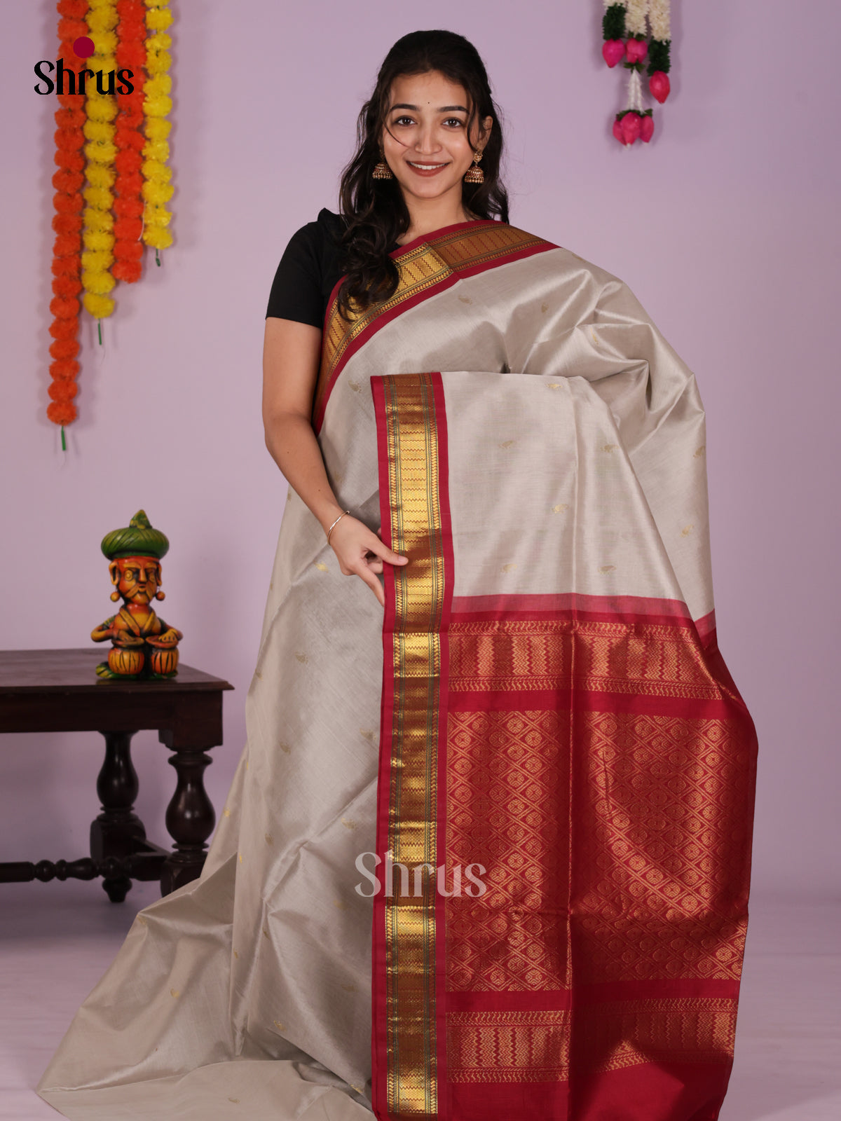DIS27380 - Korvai-Small border Saree - Shop on Shrus.com