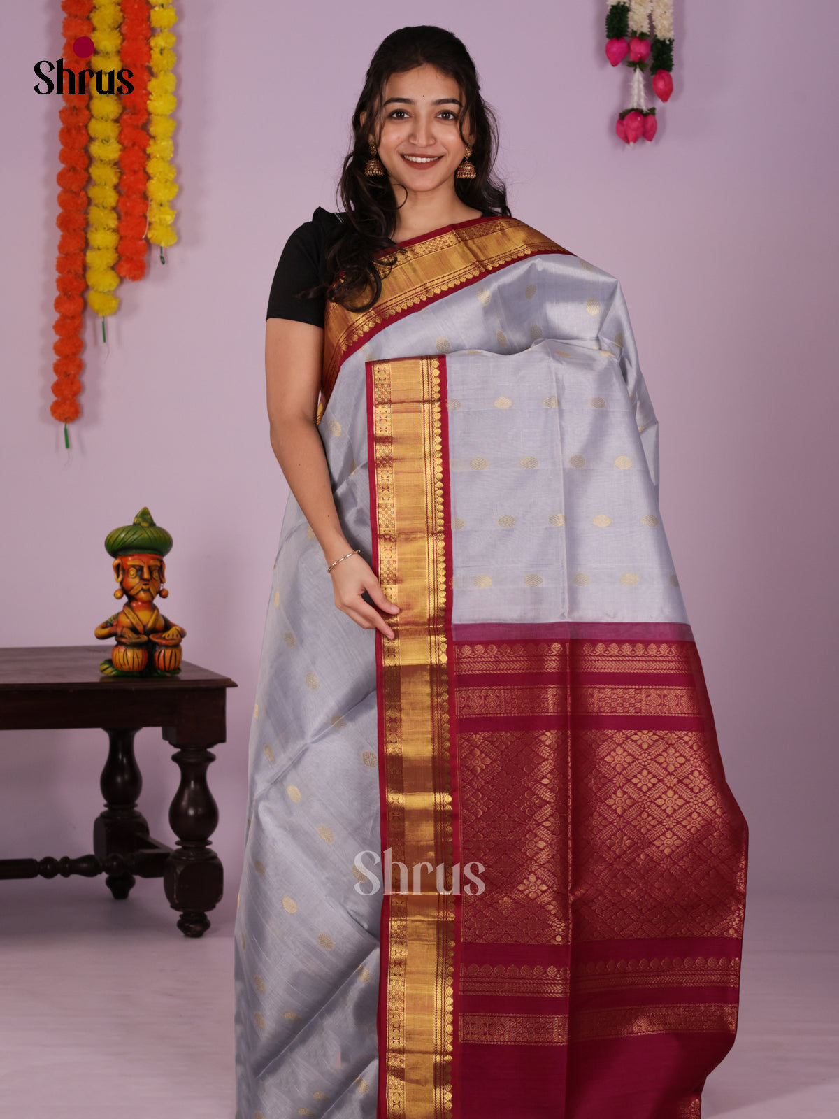 DIS27400 - Korvai-Small border Saree - Shop on Shrus.com