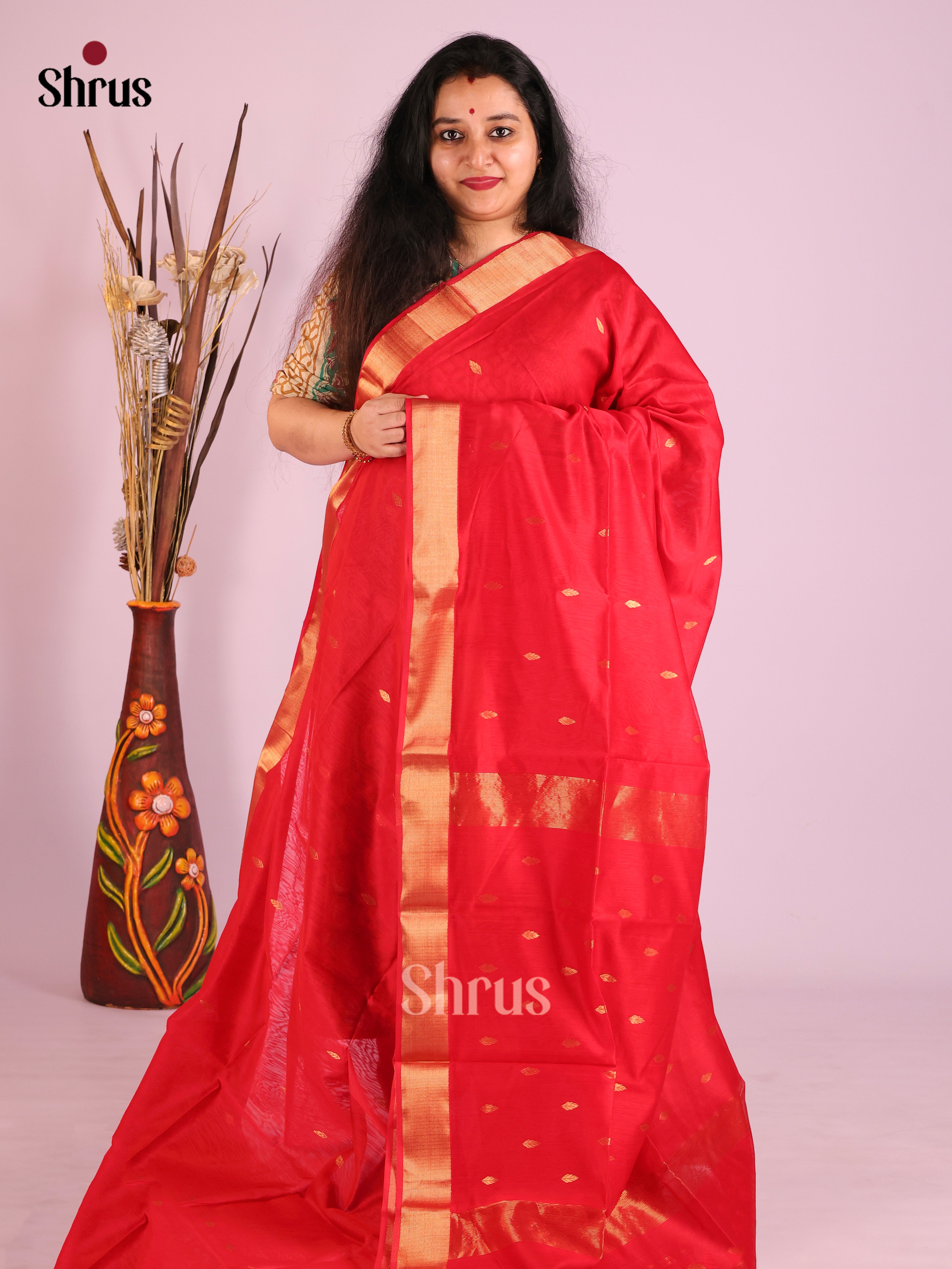 Stunning Red Maheshwari Silk Cotton Saree with Gold Buttas & Kaddi Border