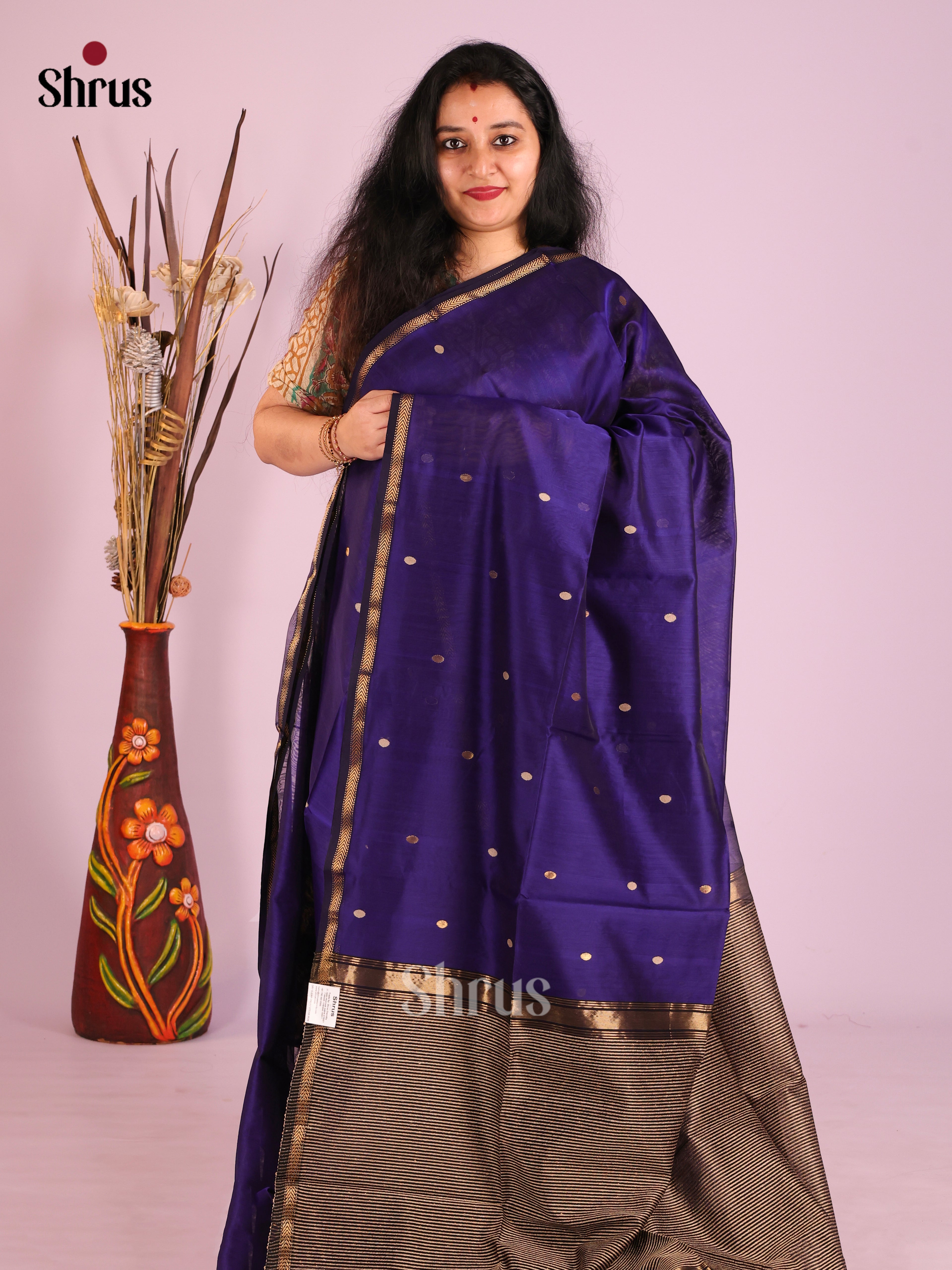 DIS27478 - Maheshwari silkcotton Saree - Shop on Shrus.com