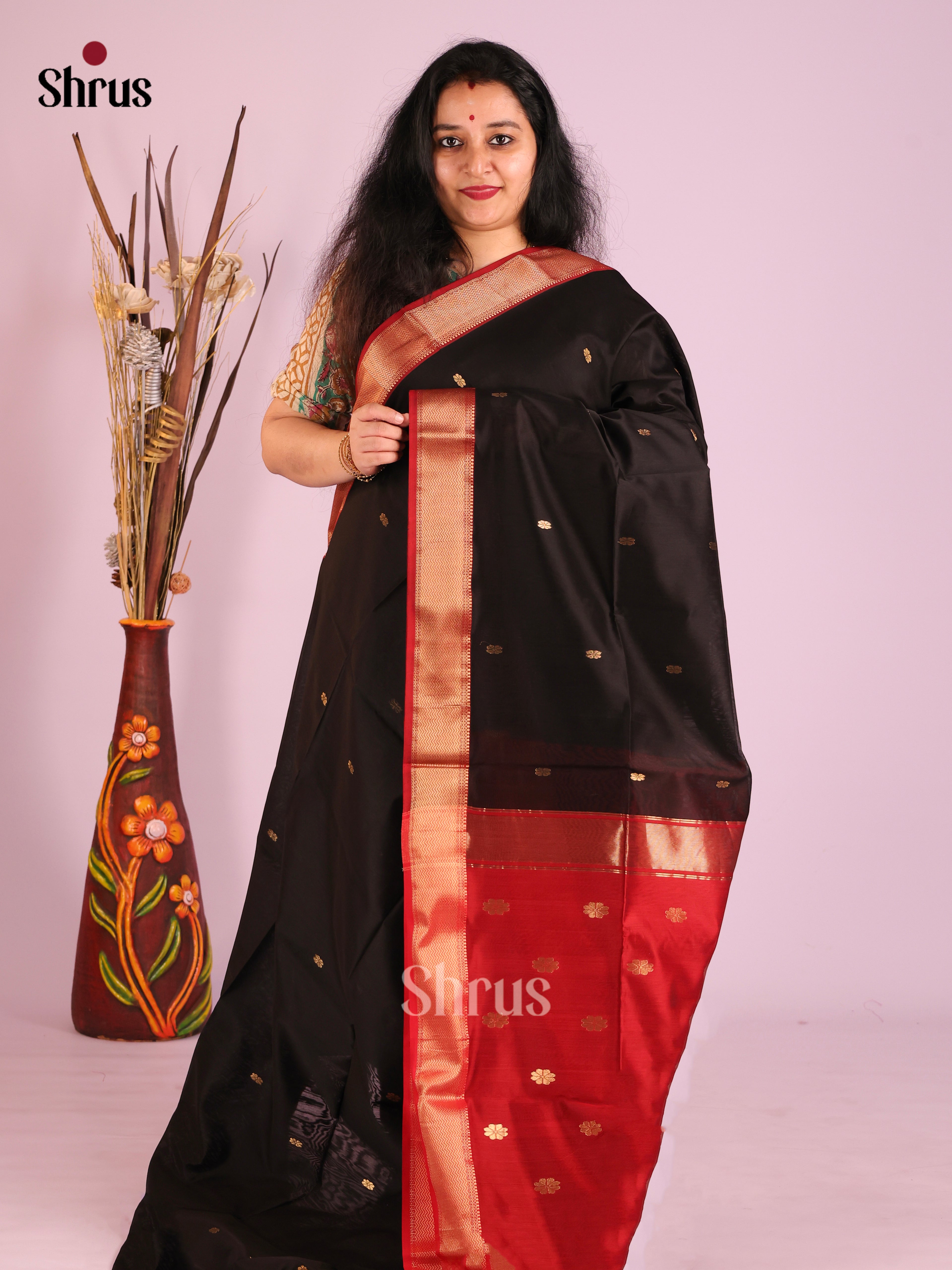 Exquisite Black Maheshwari Cotton Silk Saree with Golden Buttas & Red Zari Border