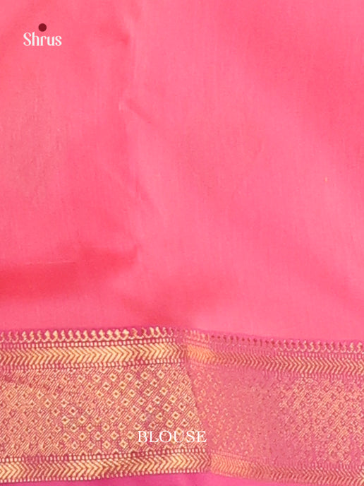 Graceful Yellow Maheshwari Silk Cotton Saree with Thread Buttas & Pink Zari Border