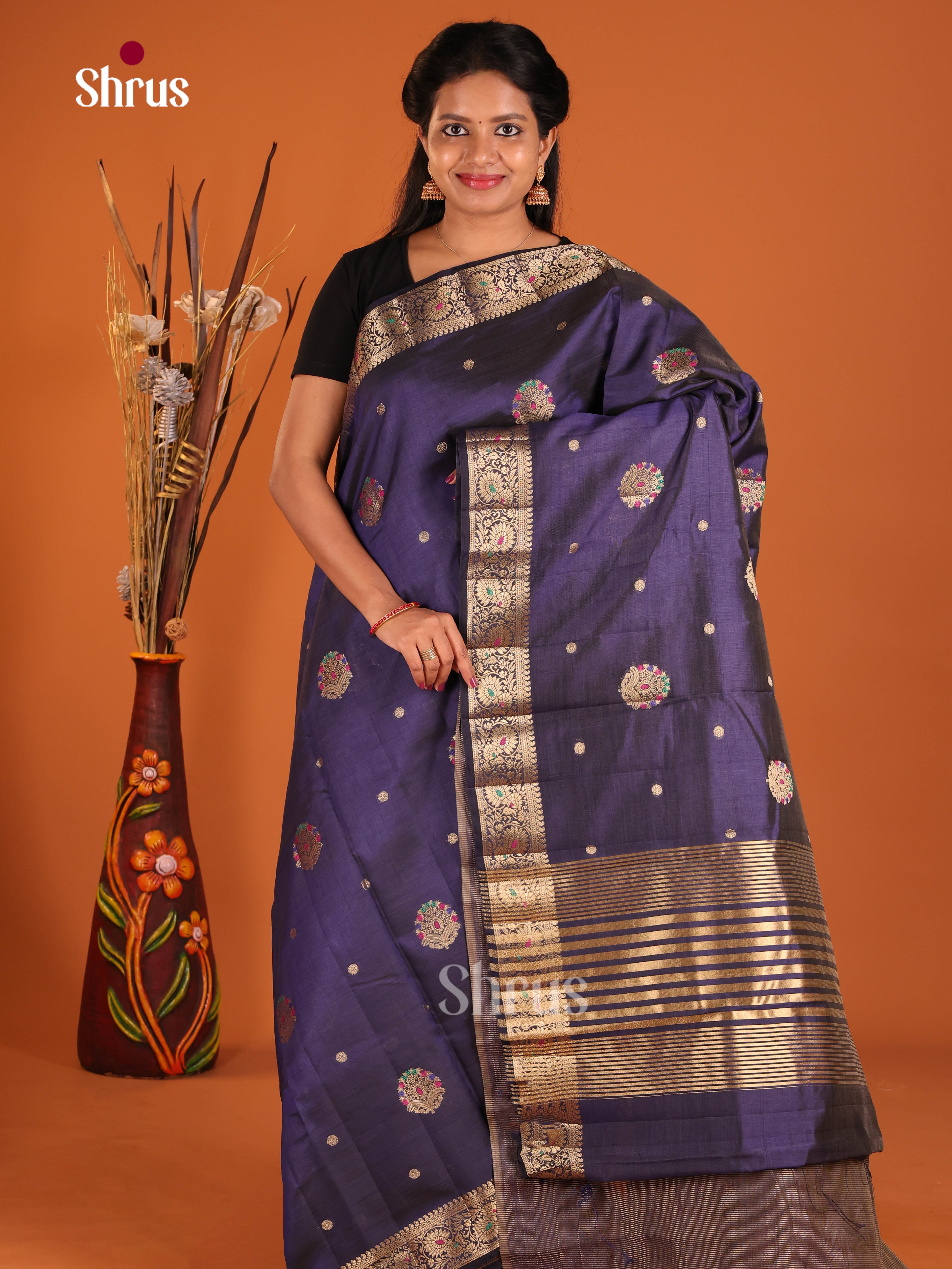 DIS30113 - Semi Rawsilk Saree