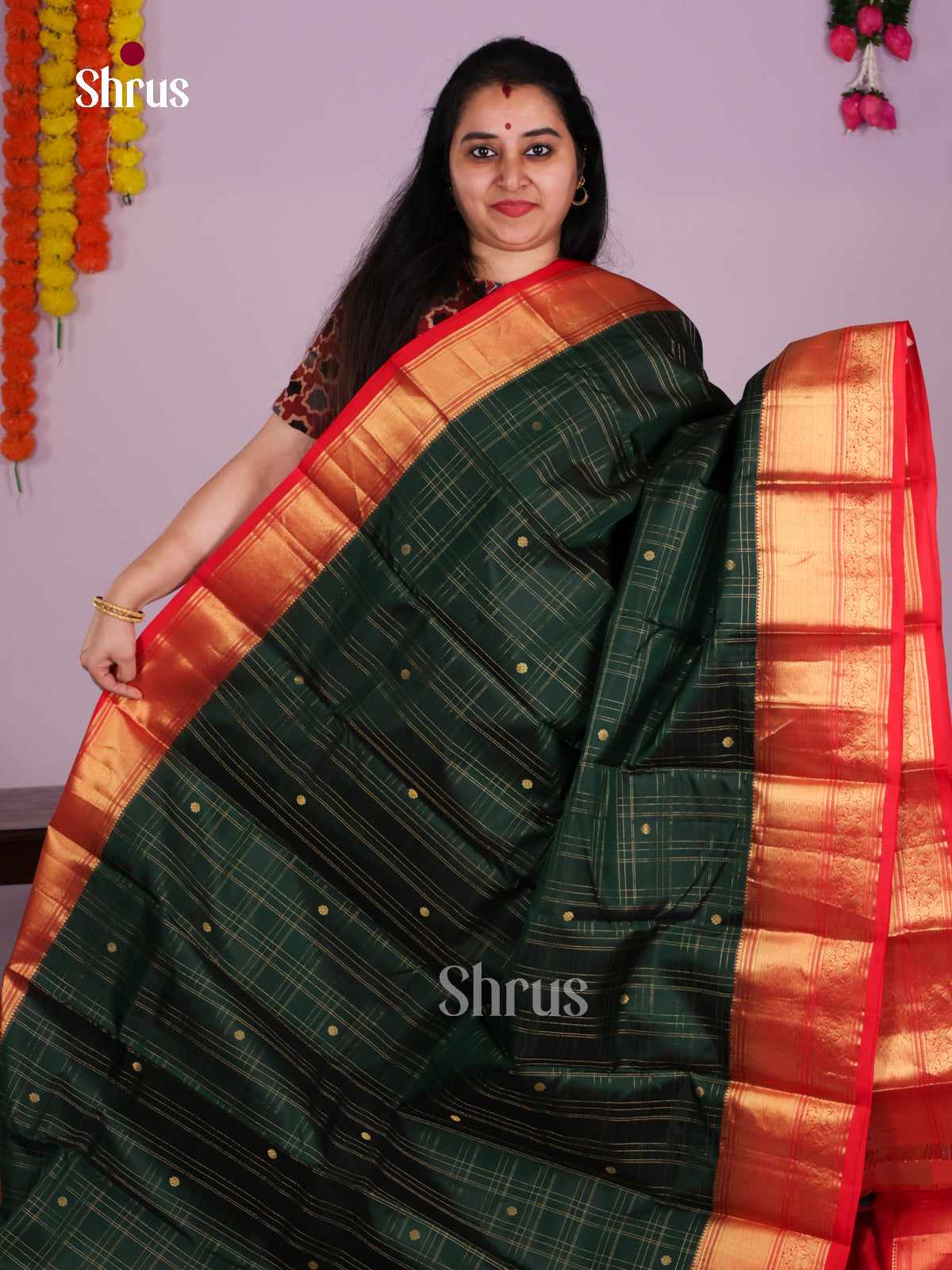 DIS30210 - Kanchipuram silk (HR) Saree - Shop on Shrus.com