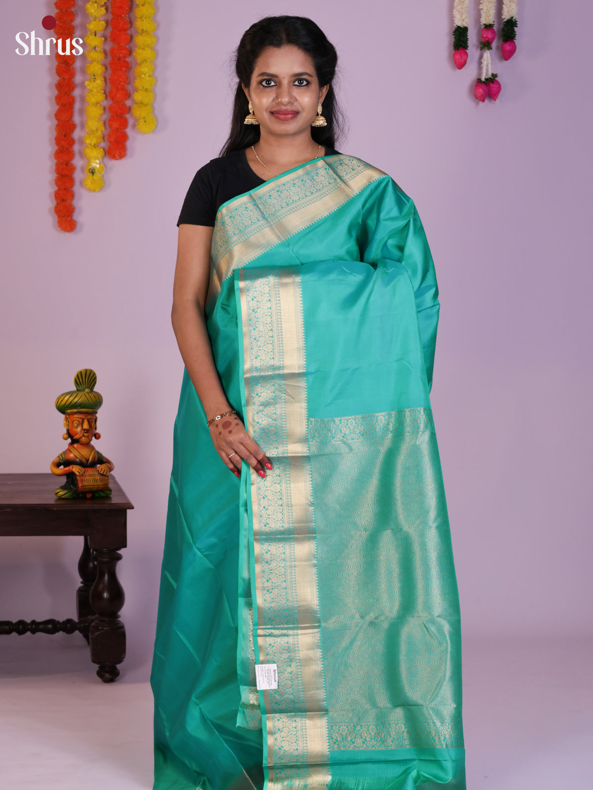 DIS30276 - Kanchipuram silk (HR) Saree - Shop on Shrus.com