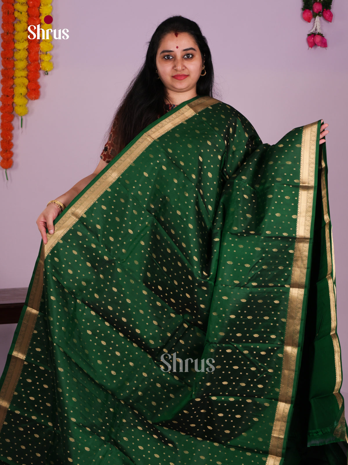 DIS30294 - Kanchipuram silk (HR) Saree - Shop on Shrus.com