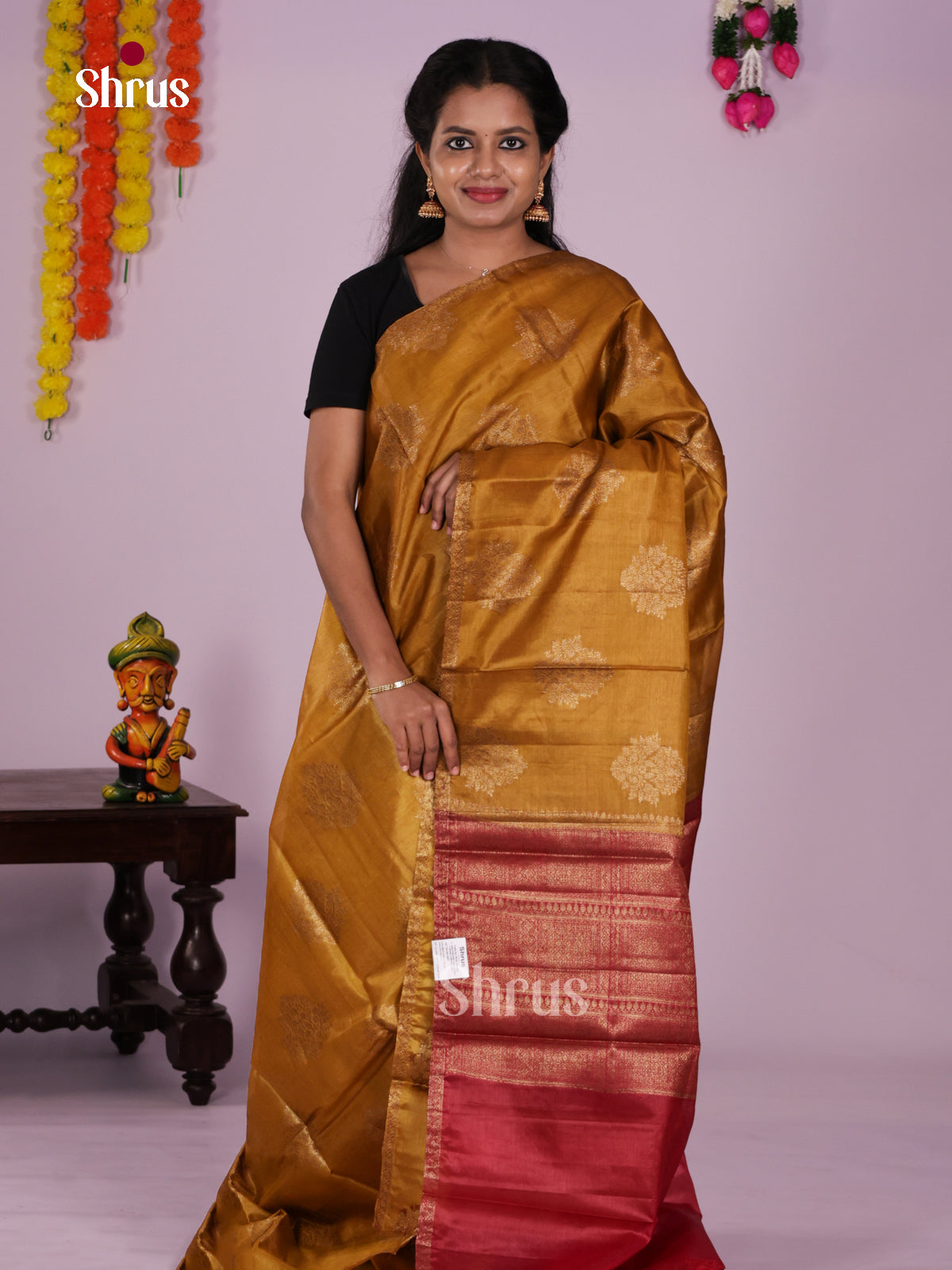 DIS30380 - Tussar Saree - Shop on Shrus.com