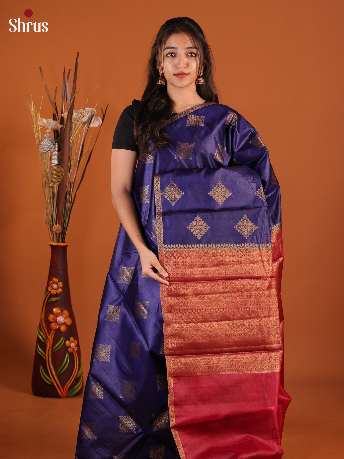 DIS30408 - Tussar Saree - Shop on Shrus.com