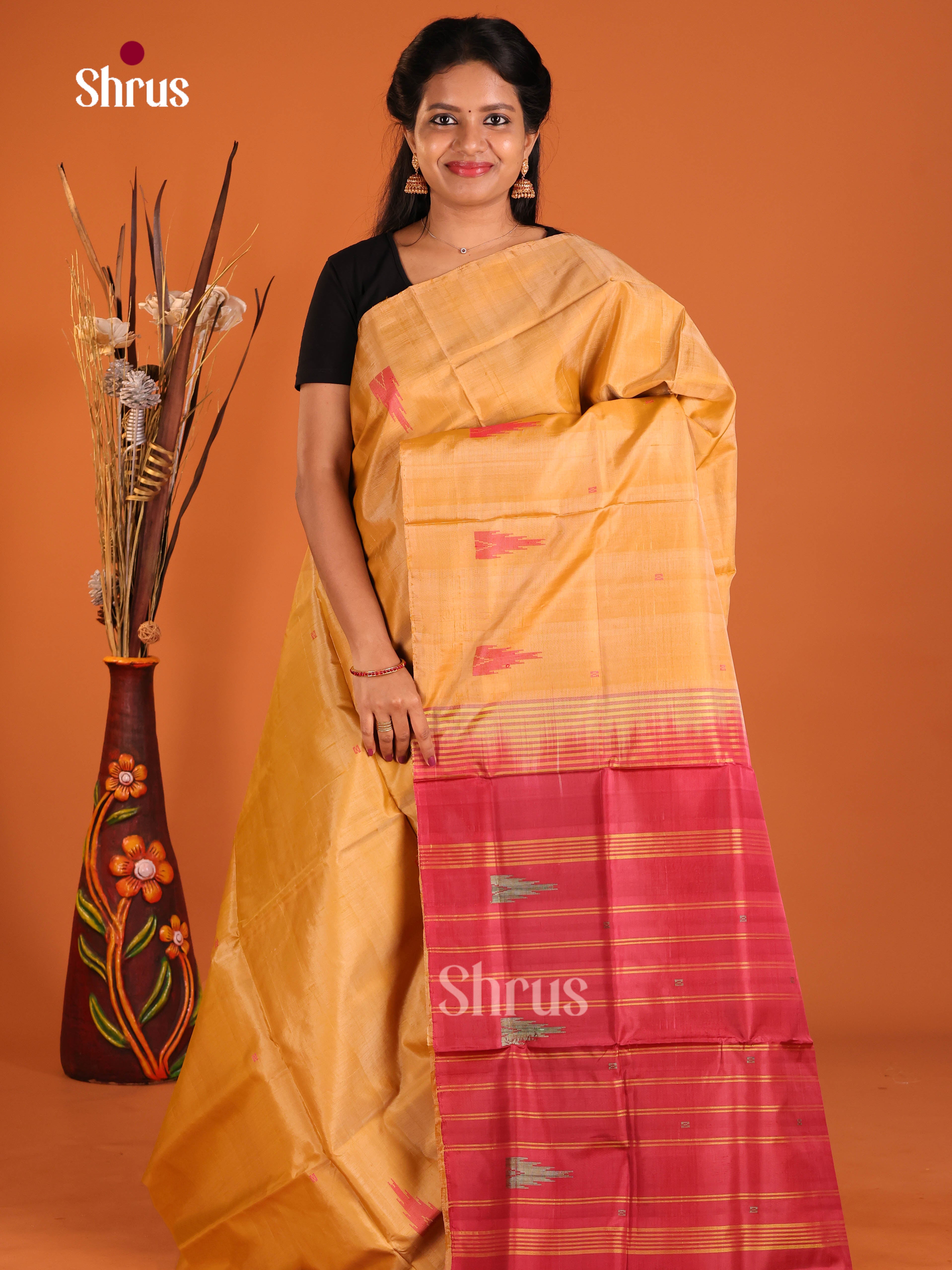 Peach & Maroon - Banana Pith without blouse Saree - Shop on Shrus.com