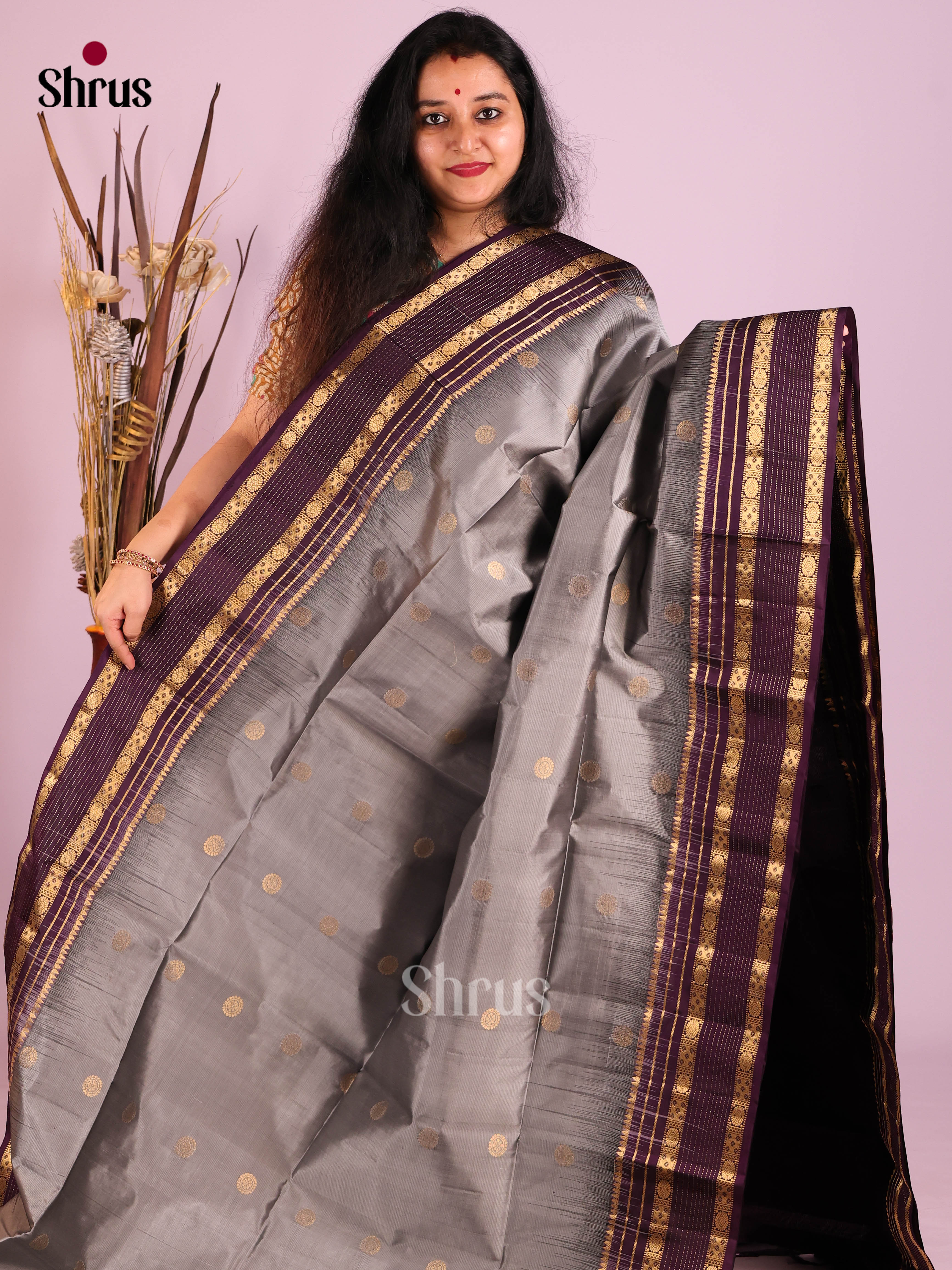 Grey & Purple Soft Silk Saree gleams with gold zari buttas , rettaipet border - Shop on Shrus.com