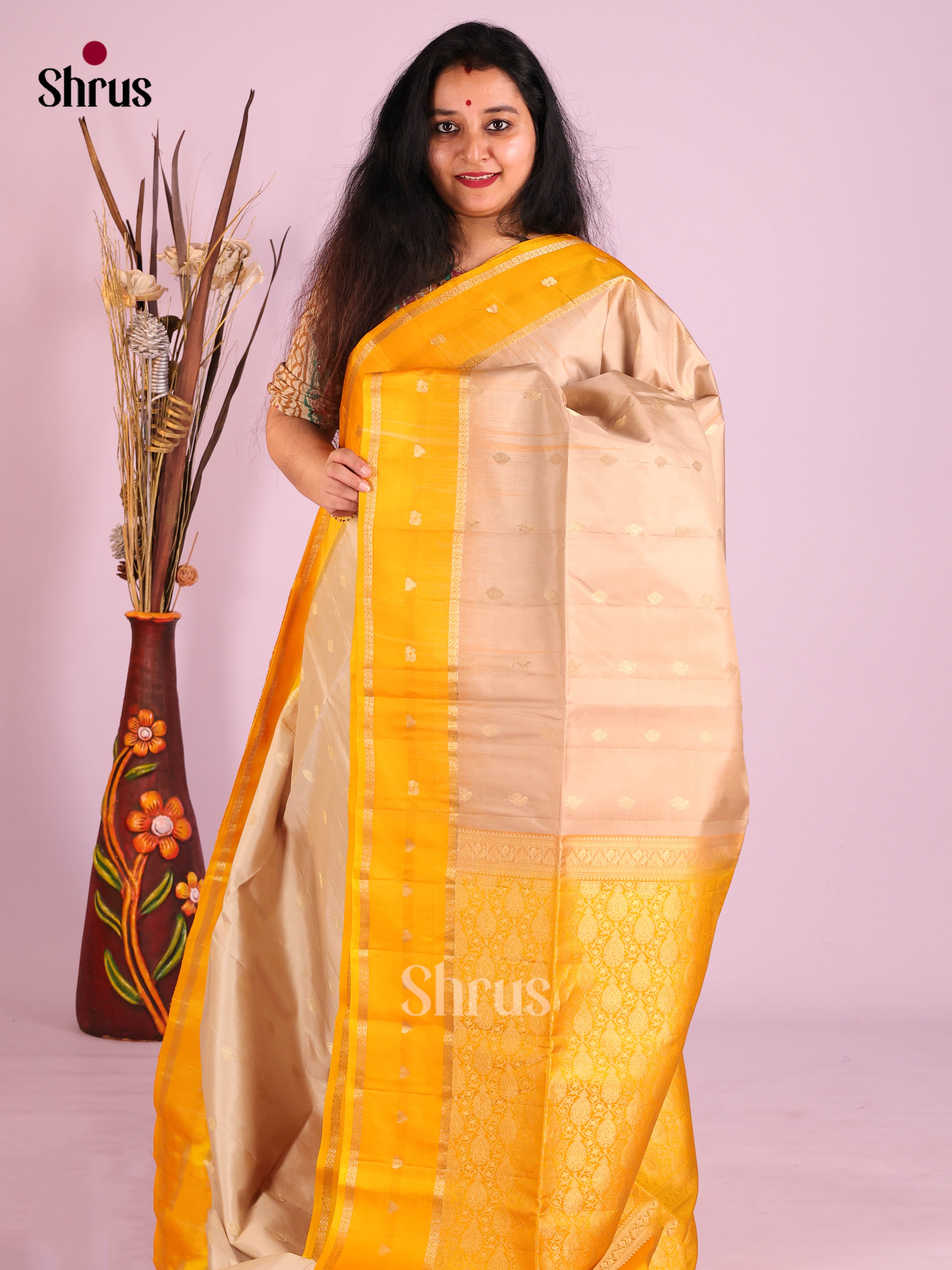DIS30762 - Soft Silk (HR) Saree - Shop on Shrus.com