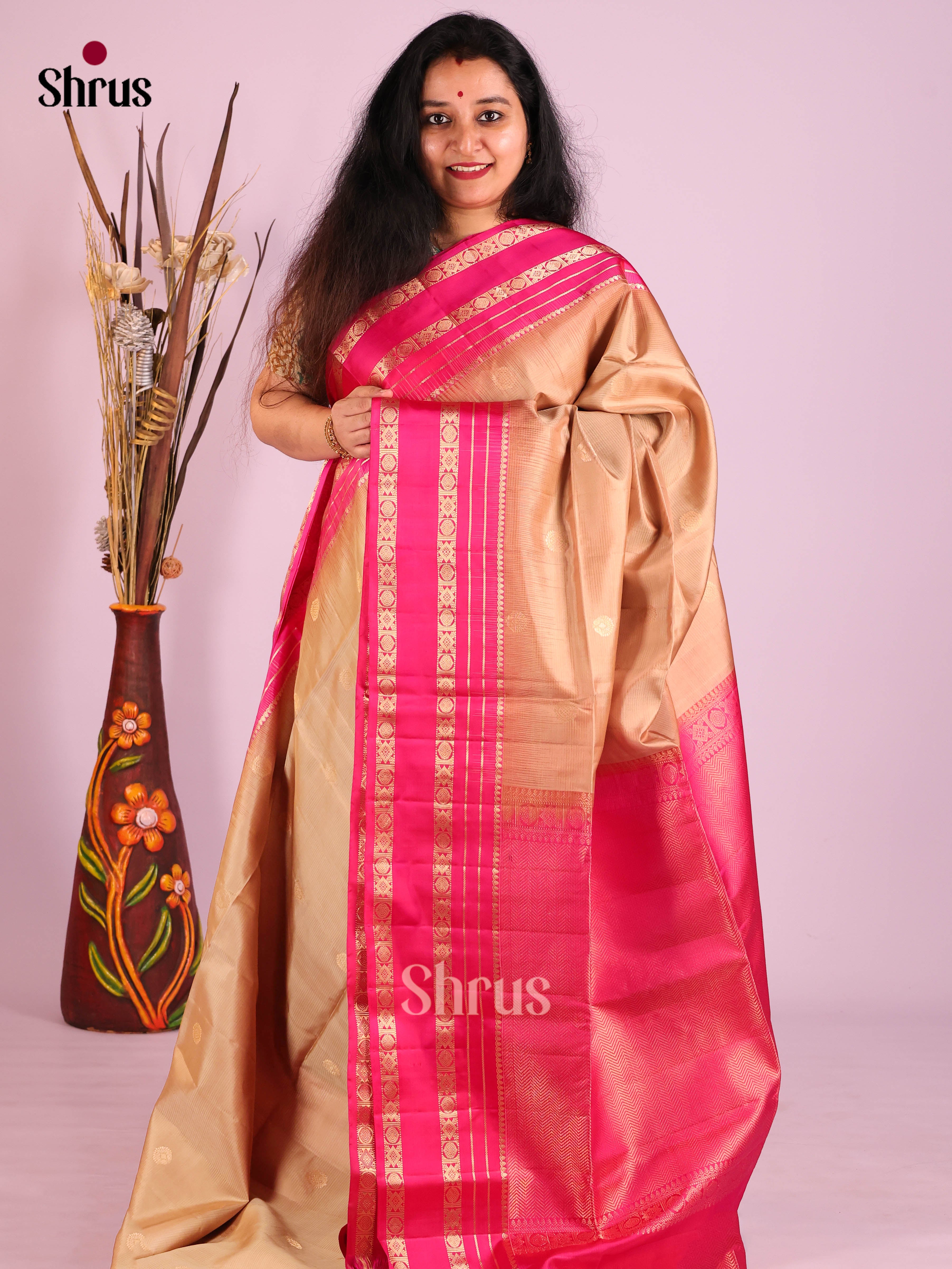 DIS30771 - Soft Silk (HR) Saree - Shop on Shrus.com