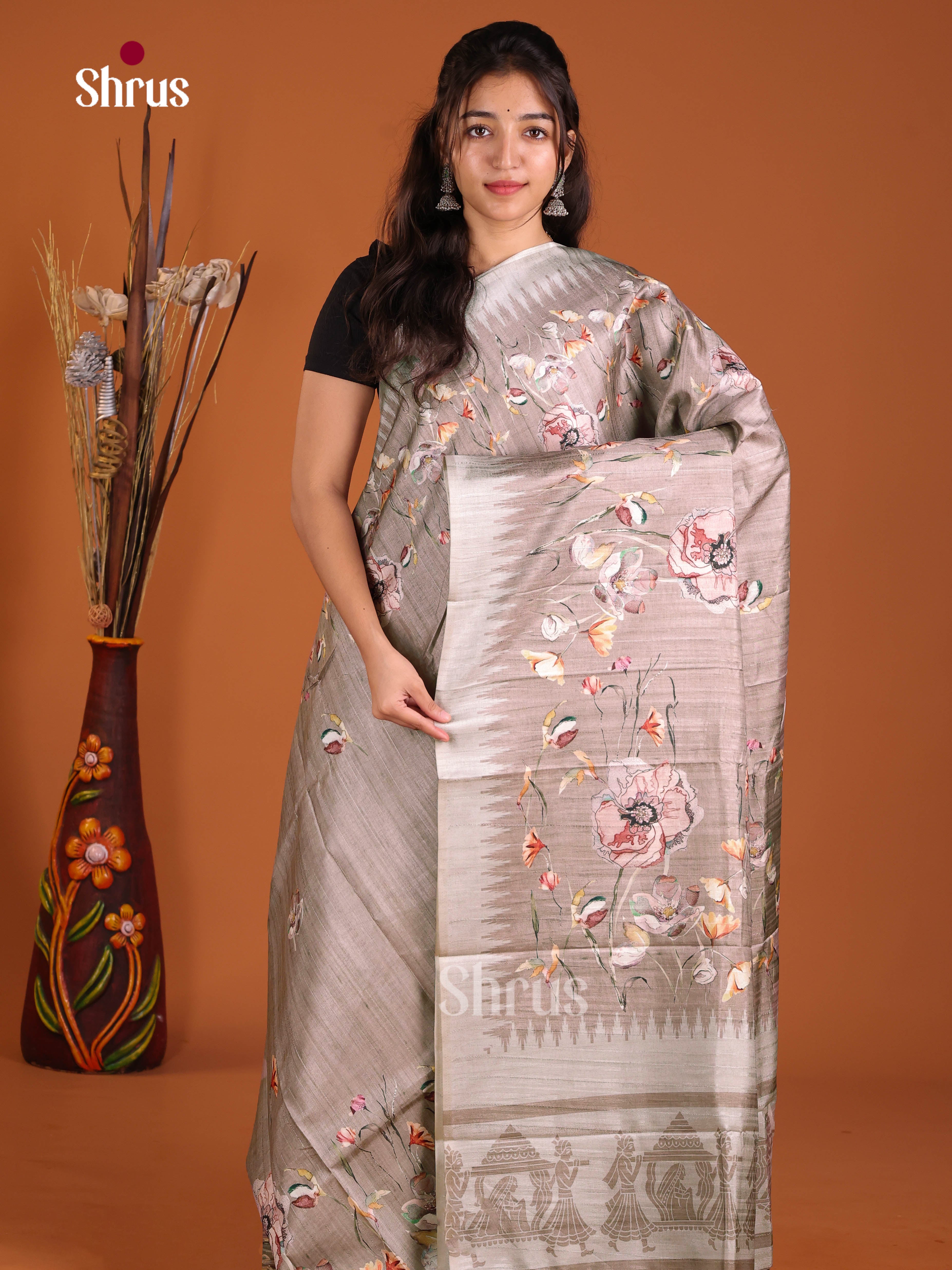 DIS30791 - Semi matka Saree