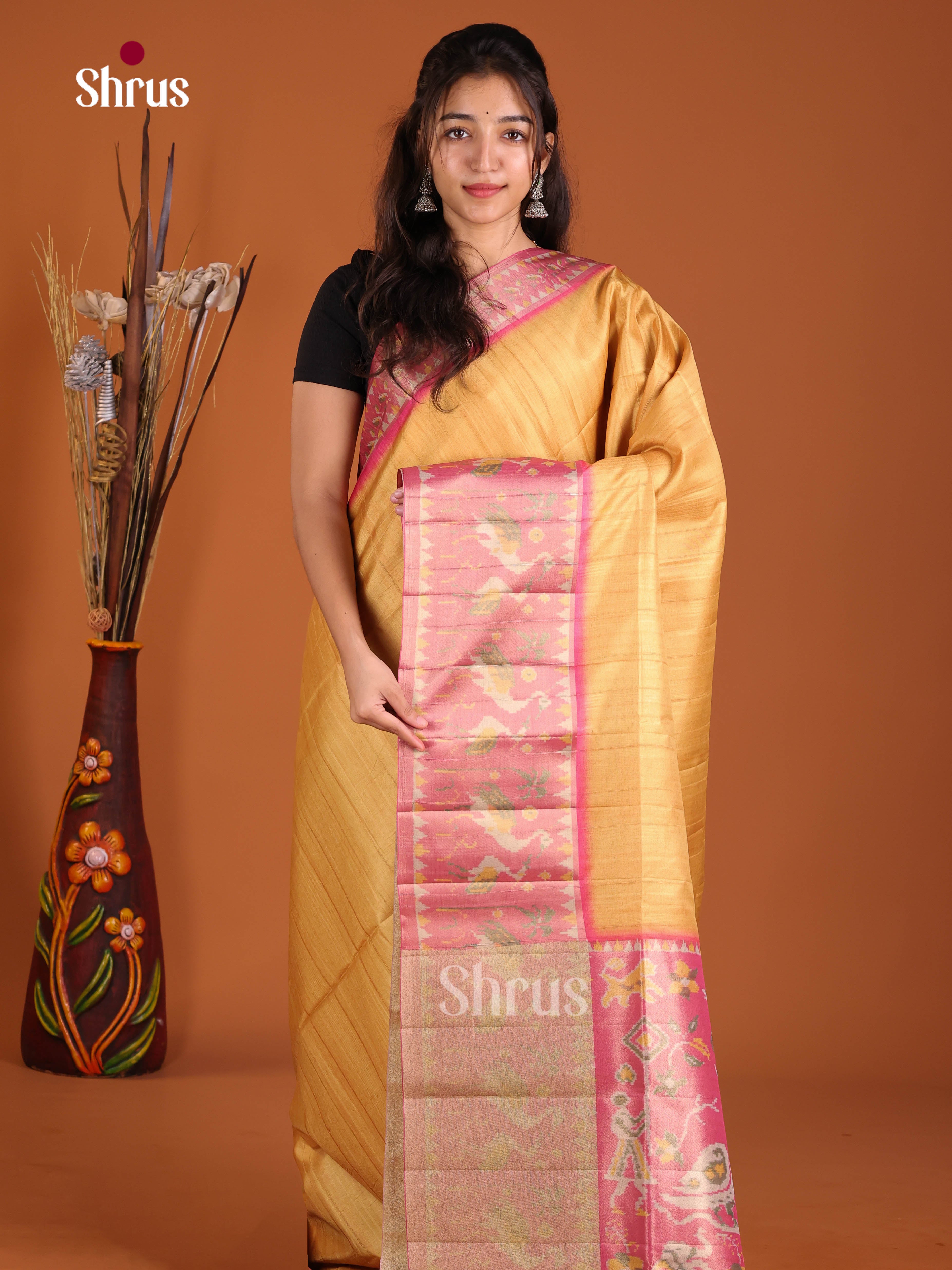 DJS04011 - Semi matka Saree