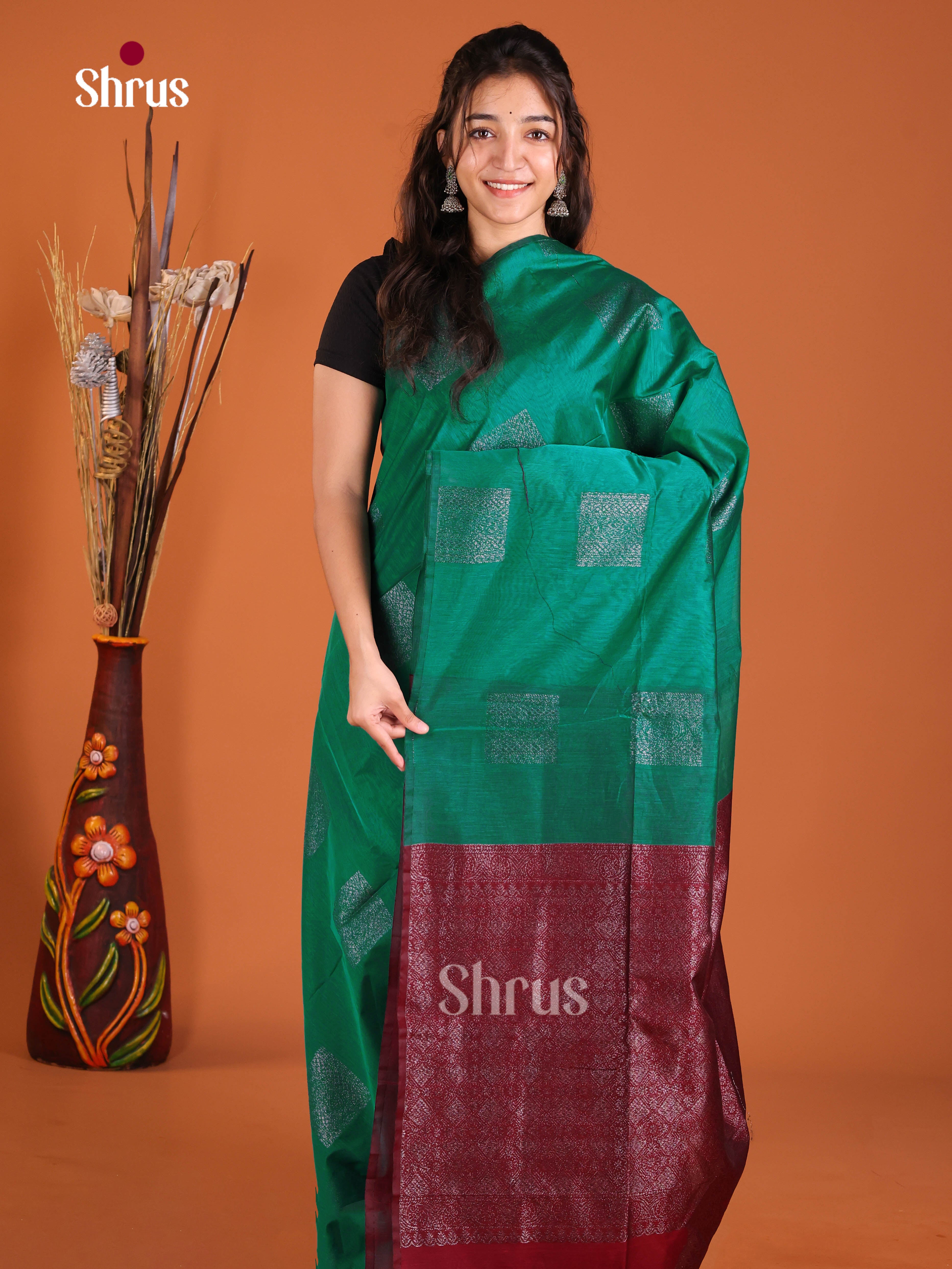 Green & Maroon- Semi Silkcotton Saree - Shop on Shrus.com