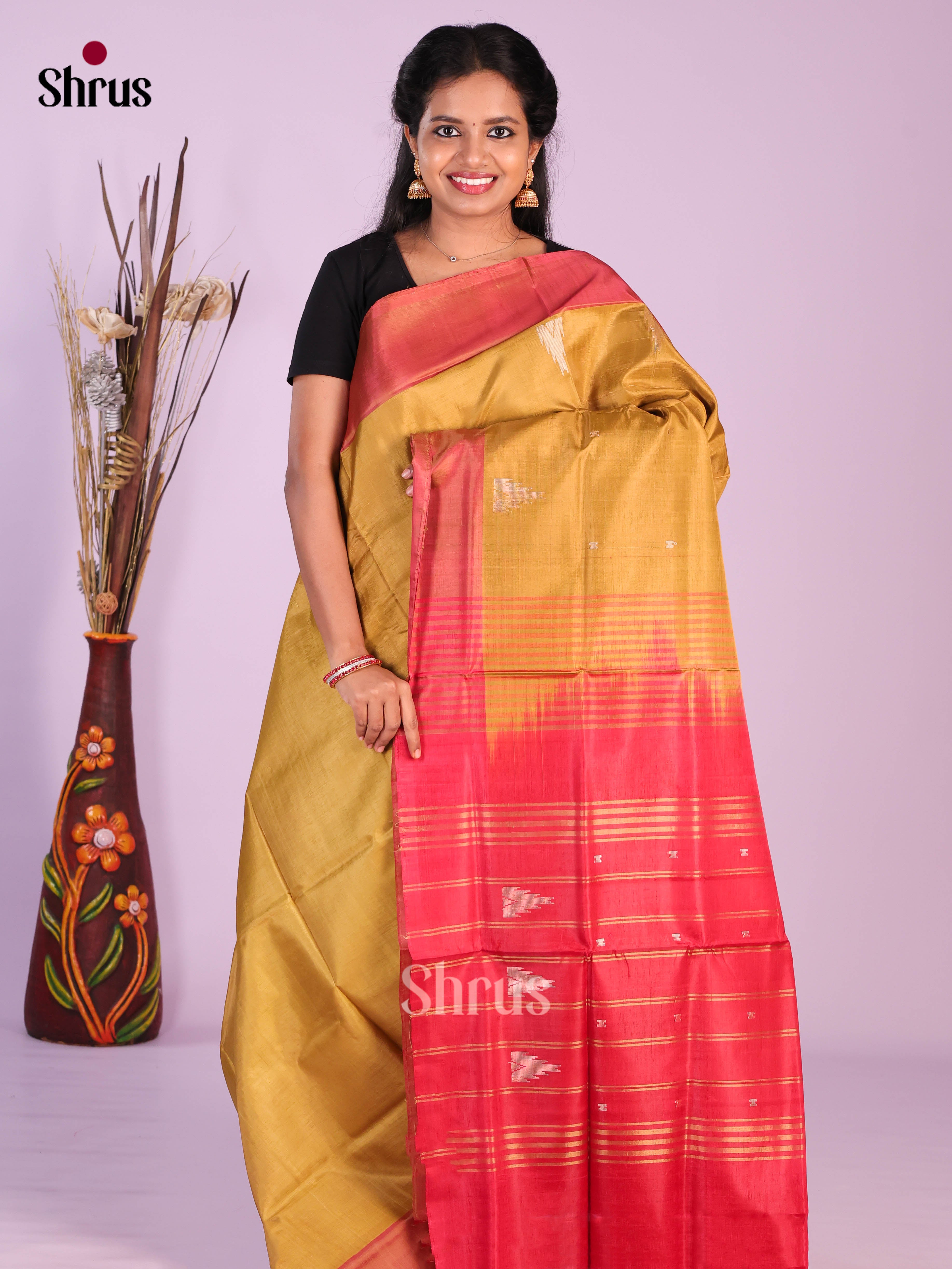 DJS07014 - Banana Pith without blouse Saree - Shop on Shrus.com