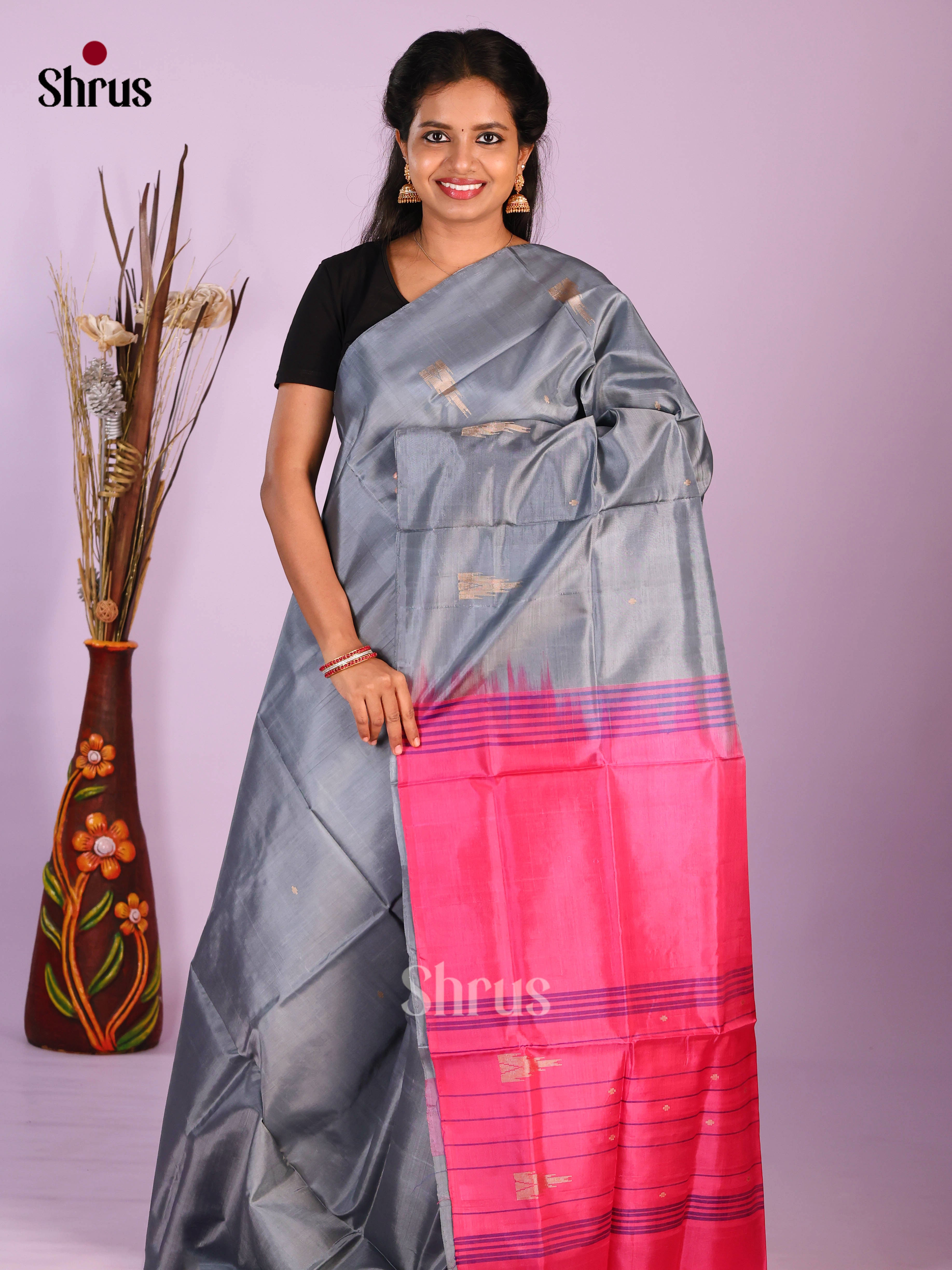DJS07023 - Banana Pith without blouse Saree - Shop on Shrus.com