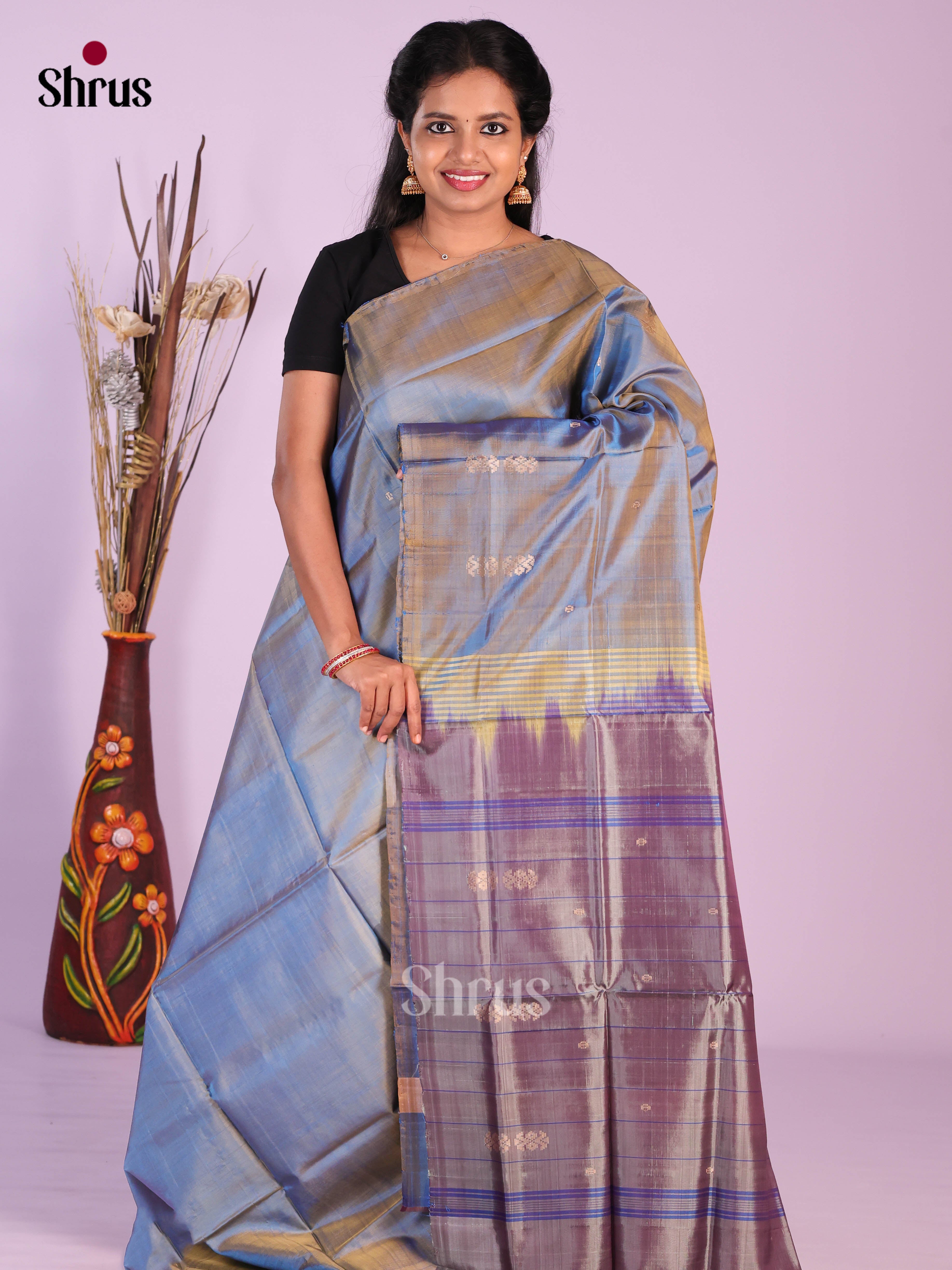 Double Shaded Grey & Purple - Banana Pith without blouse Saree - Shop on Shrus.com