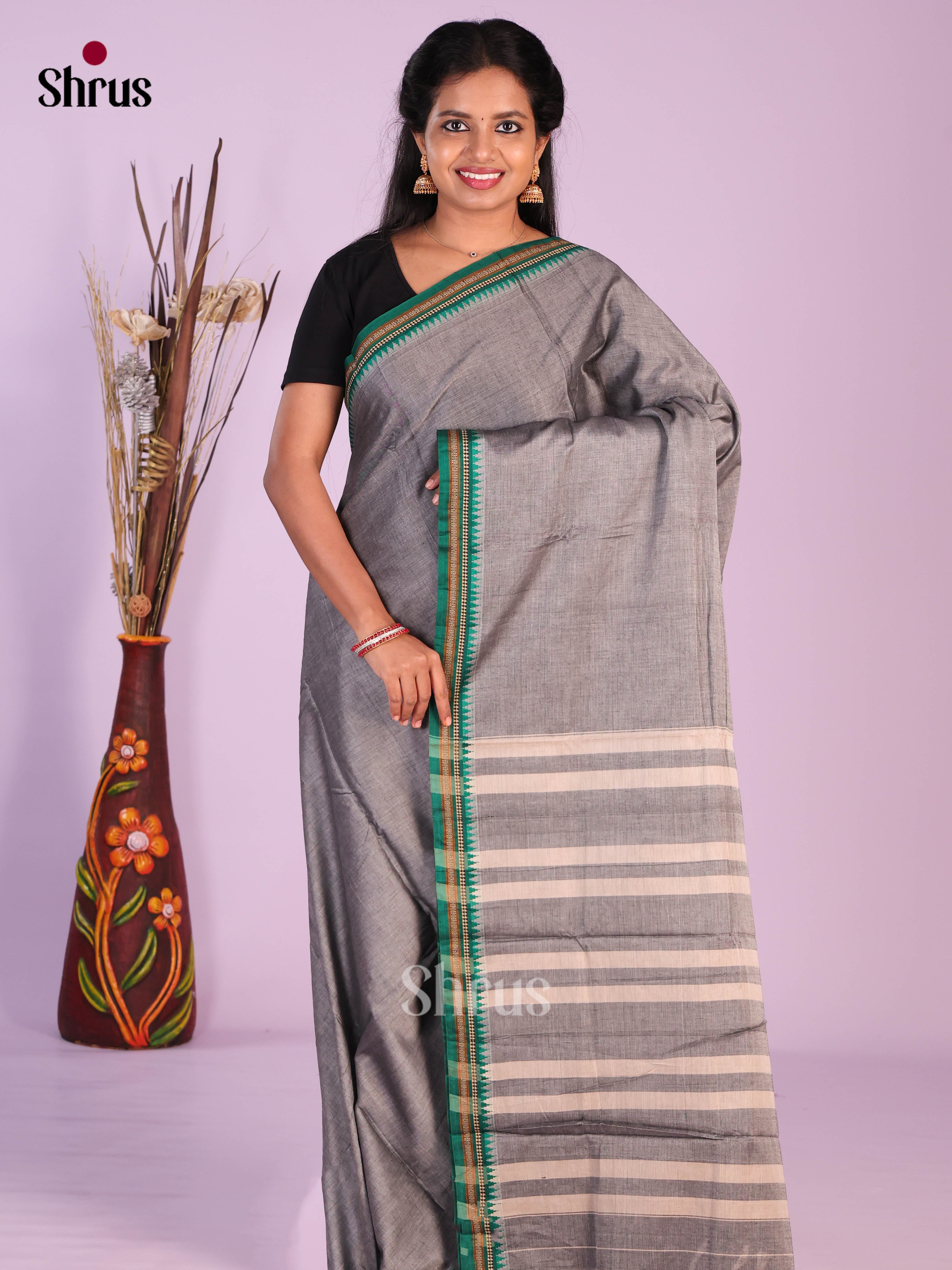 Grey & GReen- Narayanpet Cotton Saree