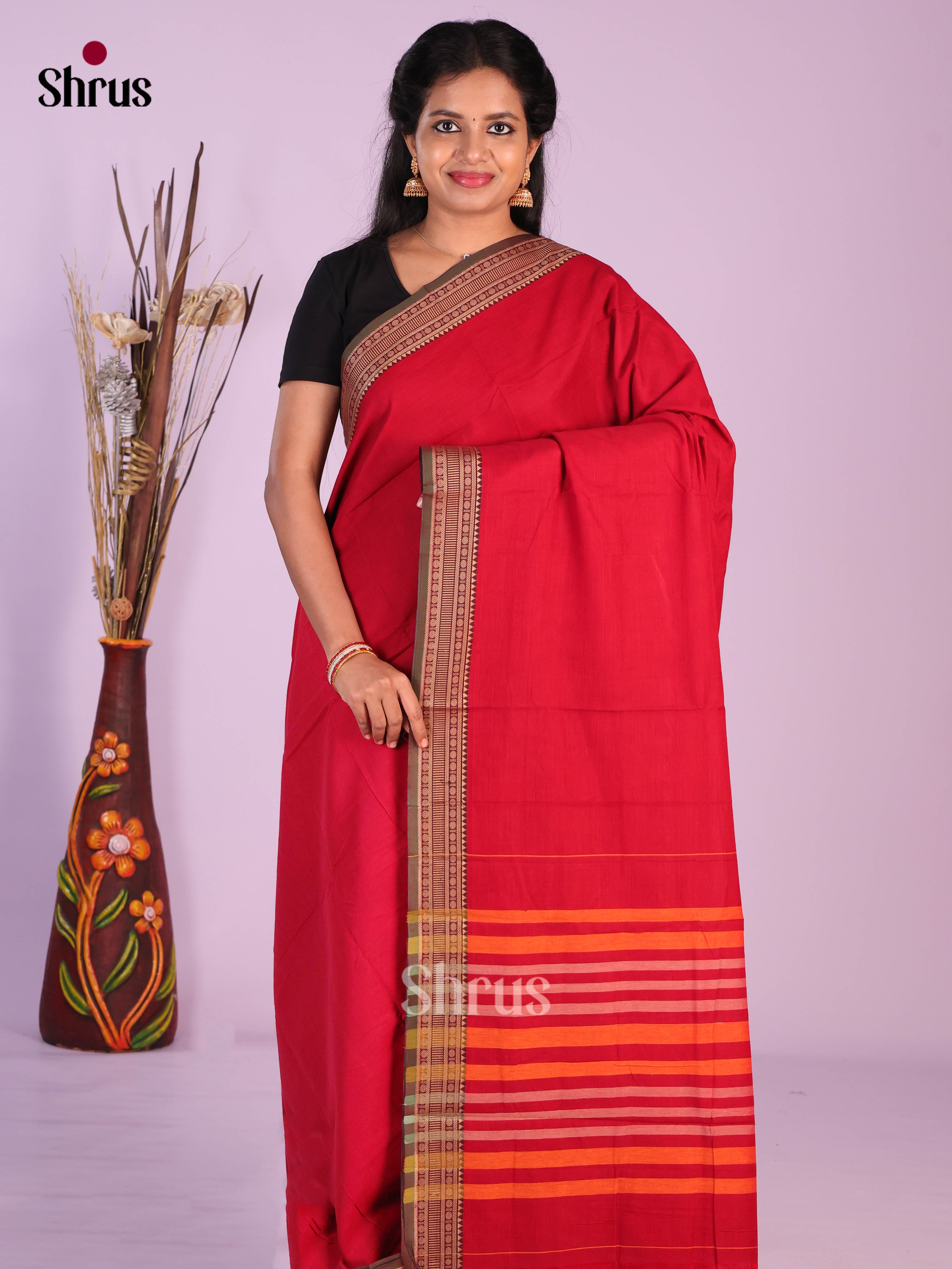 Red & green- Narayanpet Cotton Saree