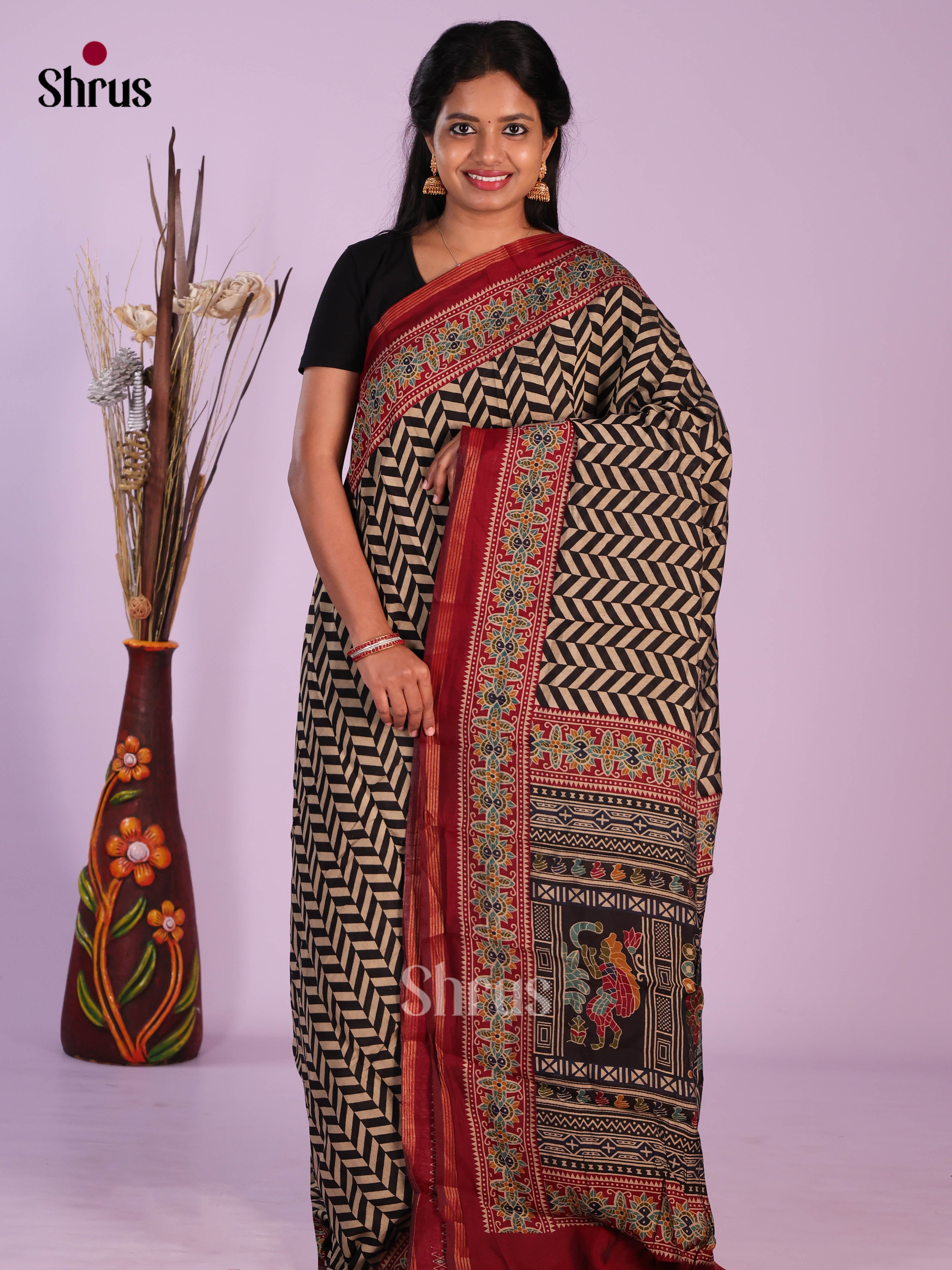 Black & Red - Art Modal Saree