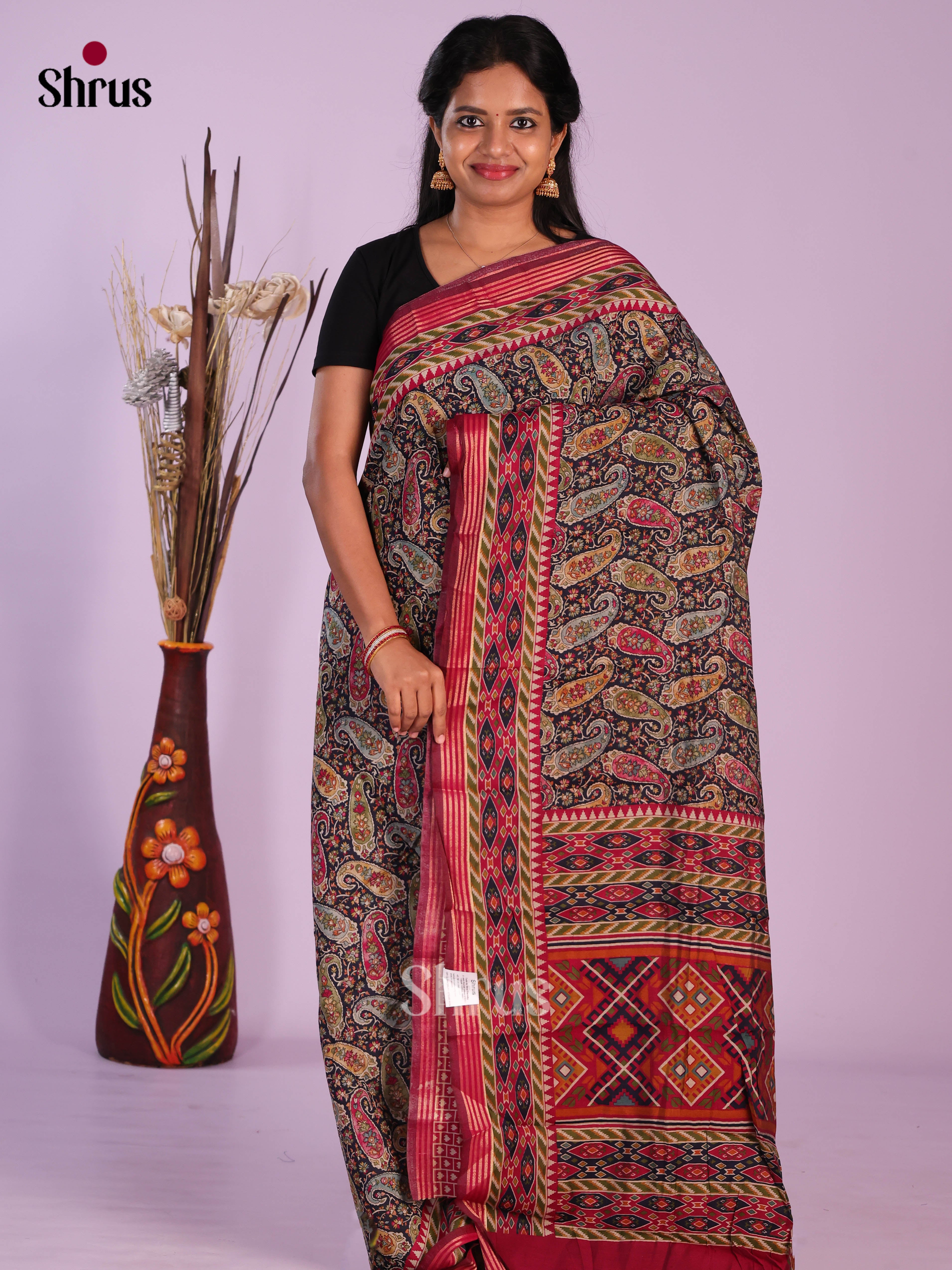 Black & Red - Art Modal Saree