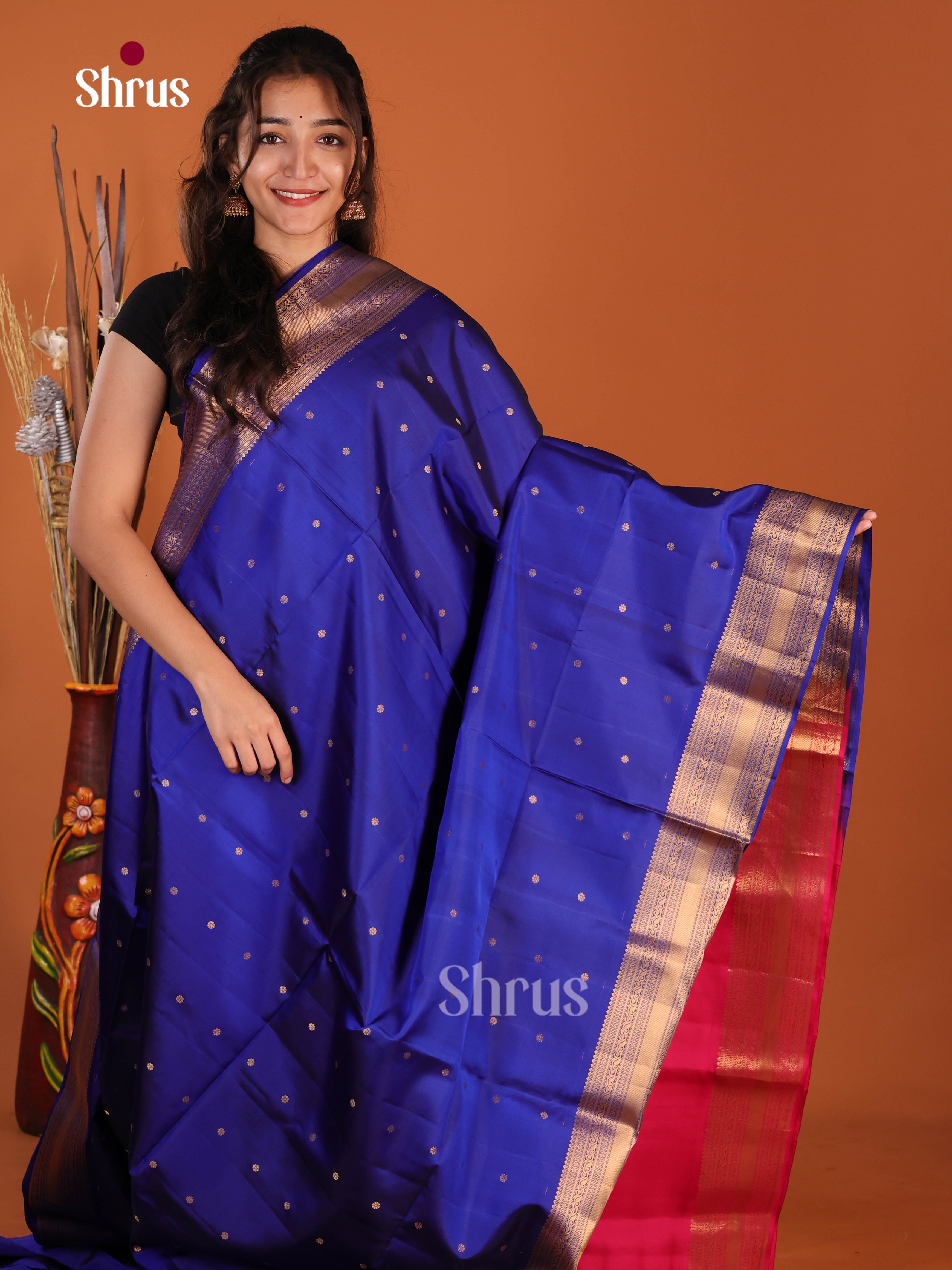 Grand Royal Blue Soft Silk Saree With Gold Buttas & Rani Pink Brocade Pallu