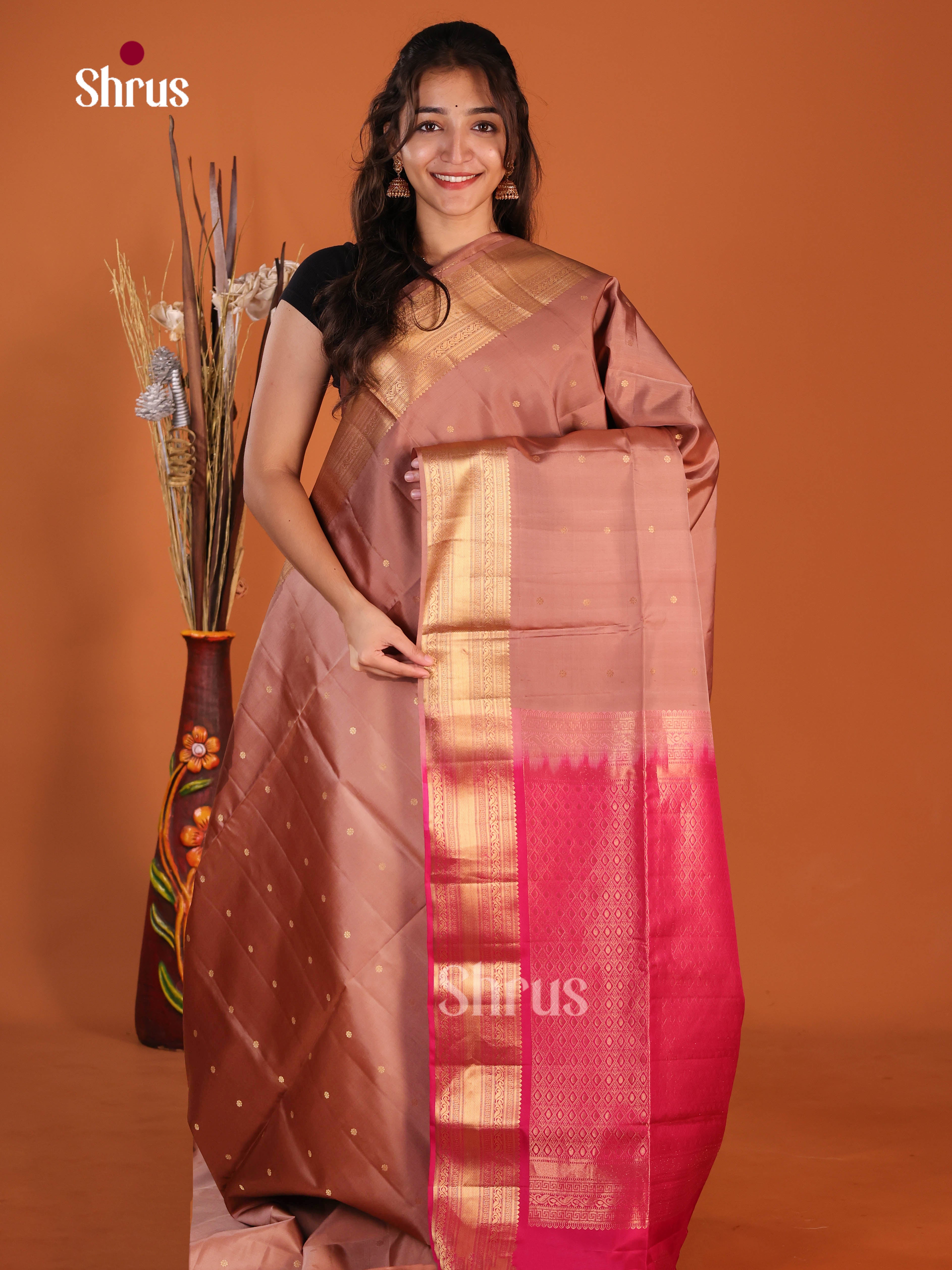 Luxurious Mauve Soft Silk Saree With Zari Buttas & Pink Brocade Pallu