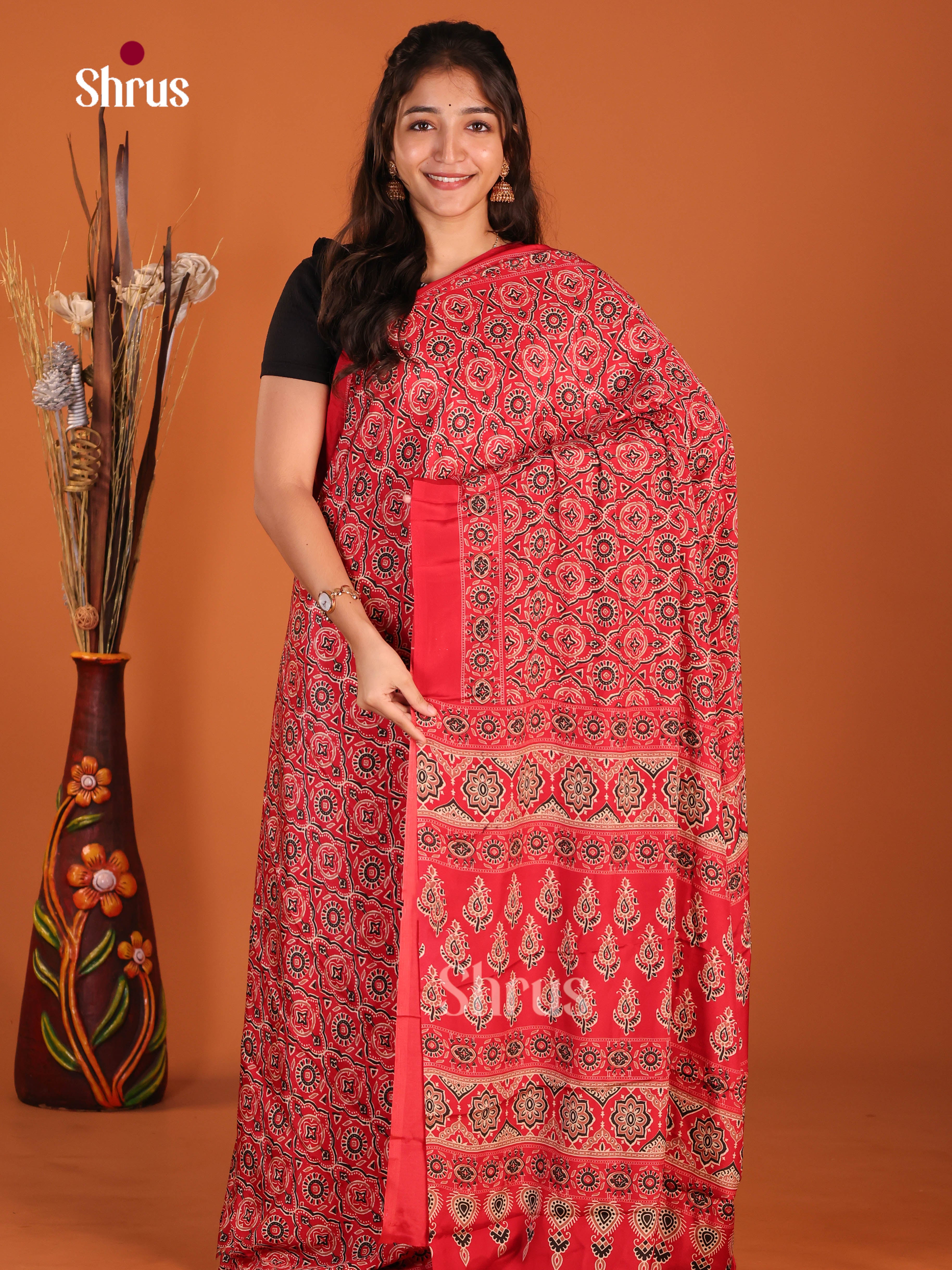 Red - Art Modal Saree