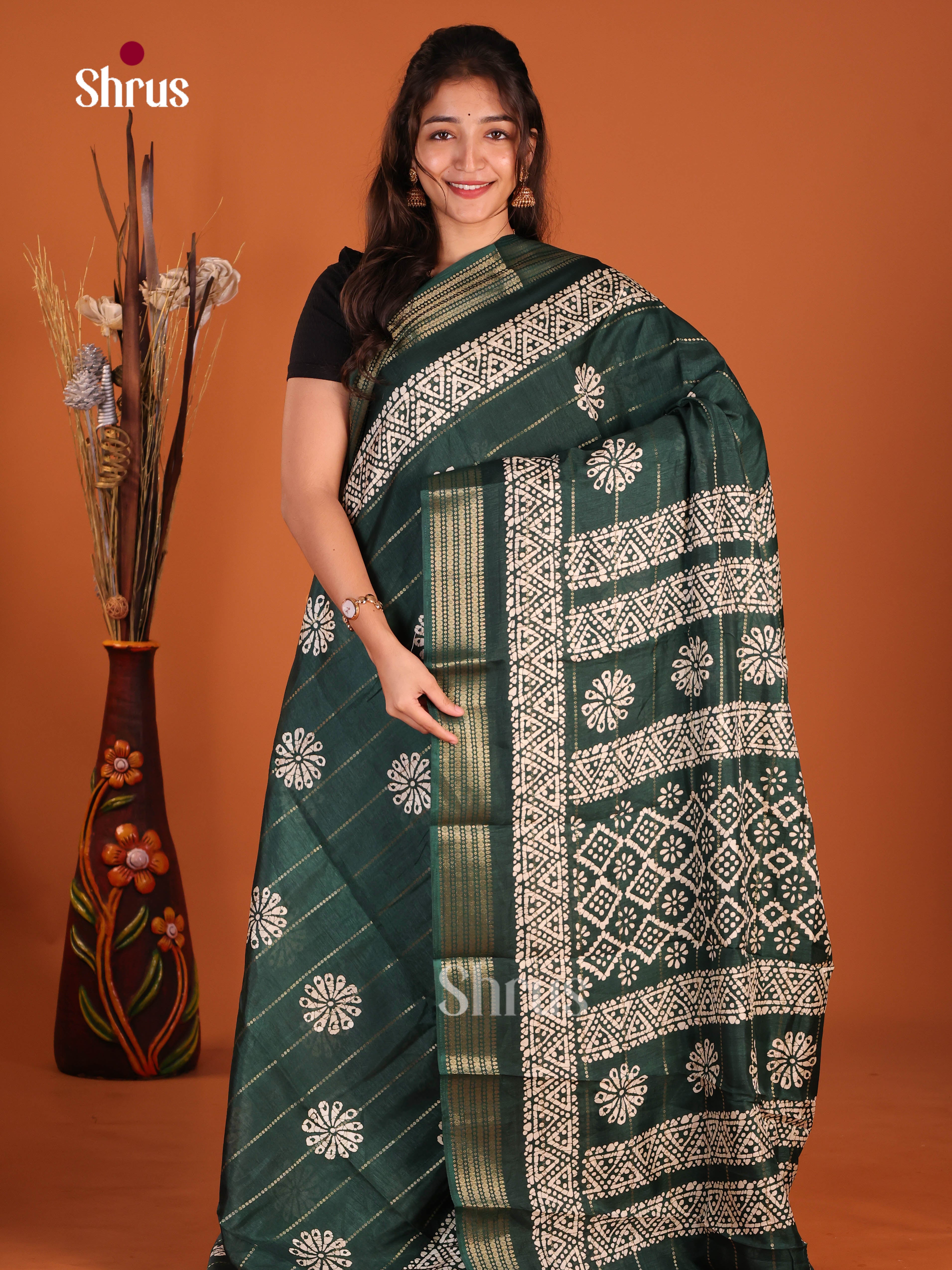 Green - Semi Crepe Saree