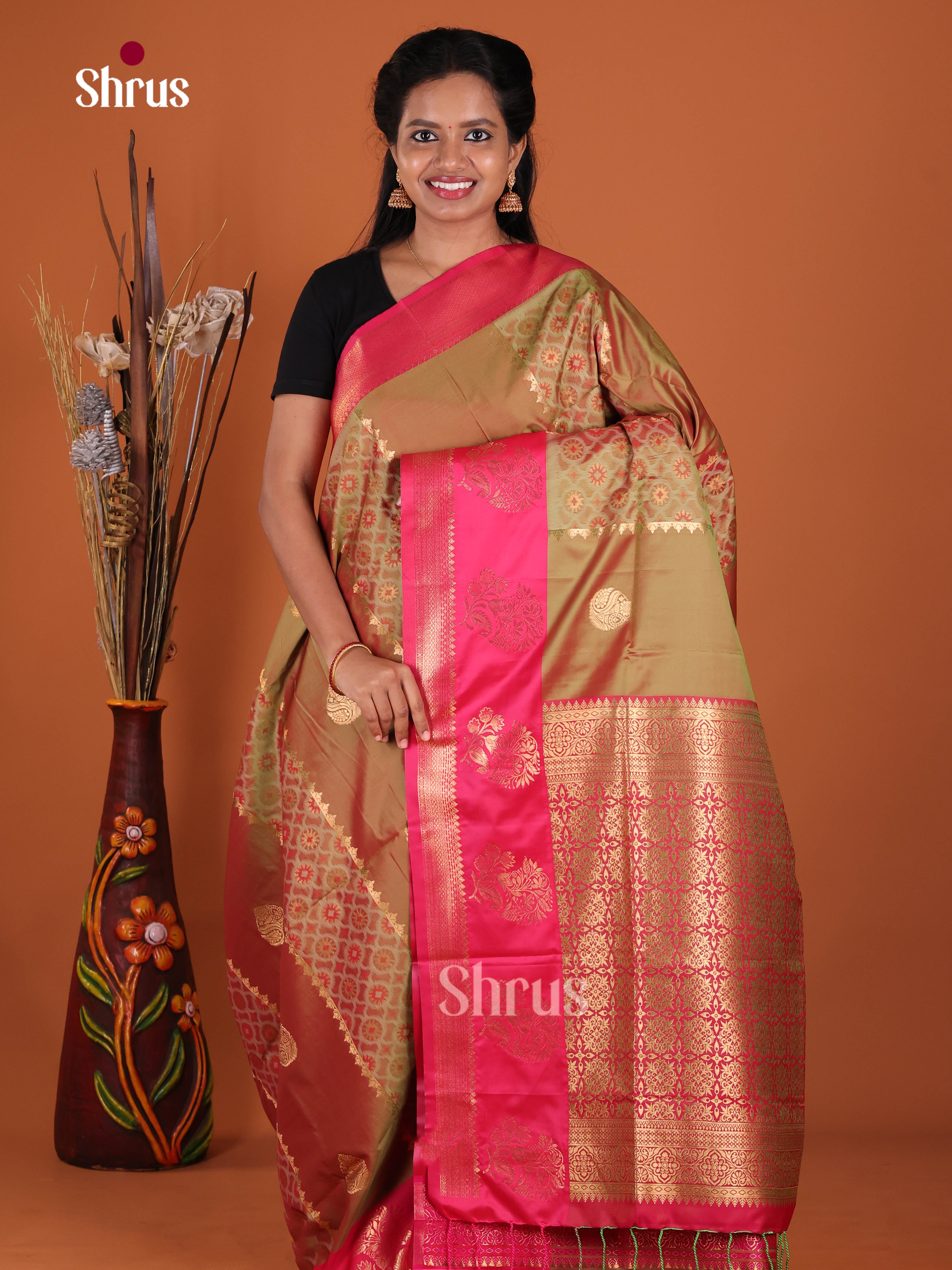 Double Shaded Green & Pink- Semi Softsilk Saree