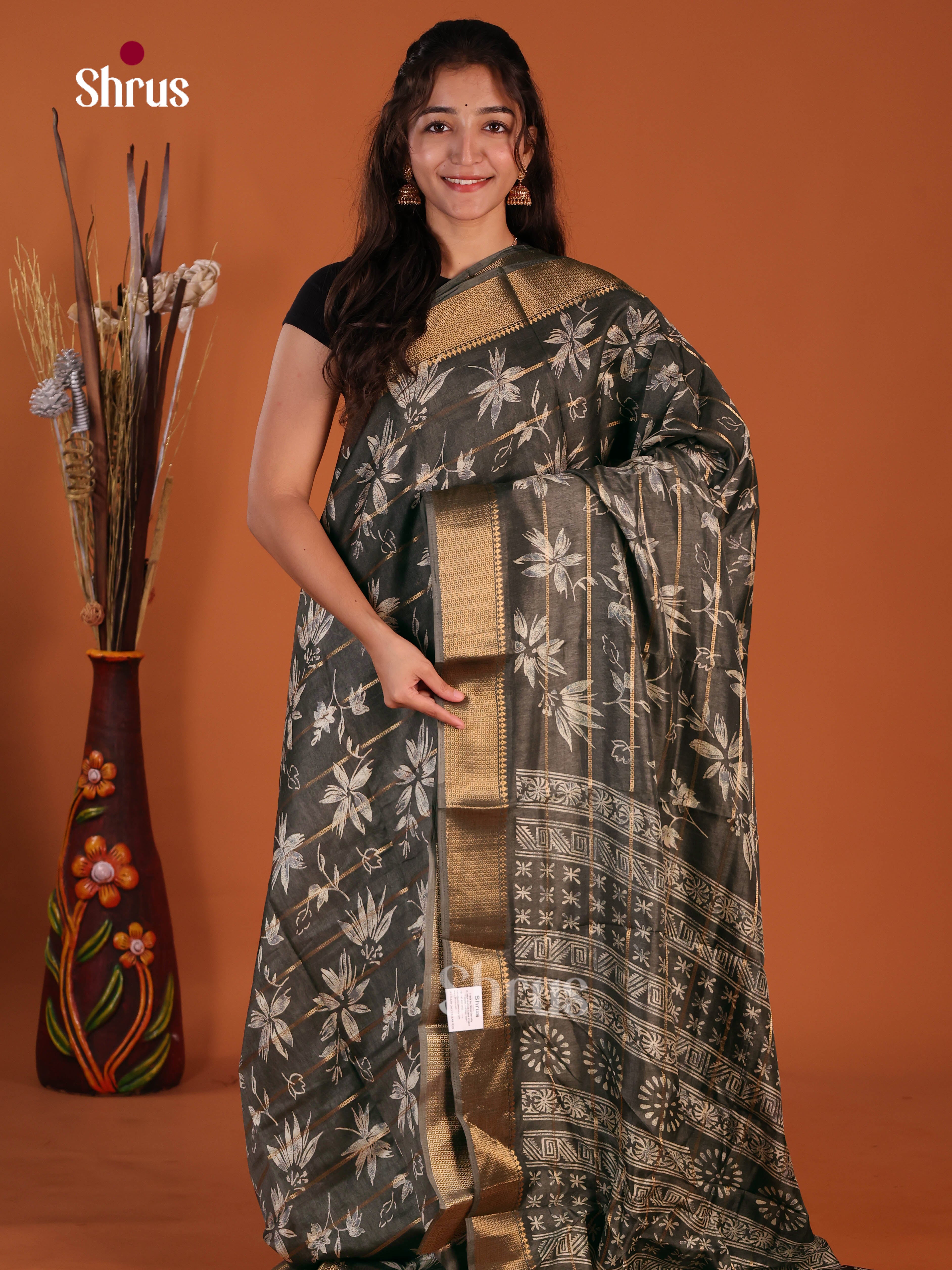 DJS09178 - Semi Crepe Saree