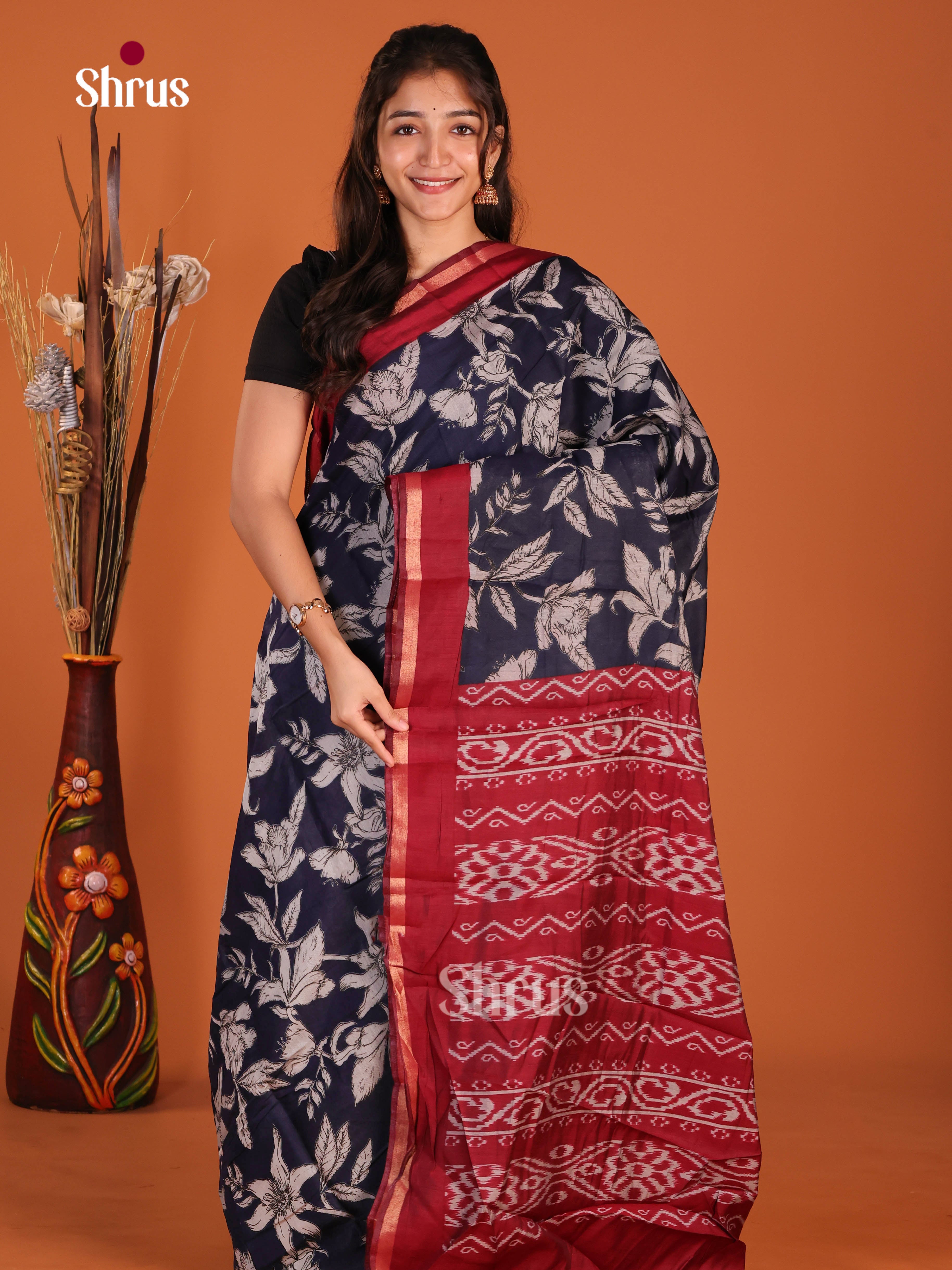 Blue & Red - Art Modal Saree