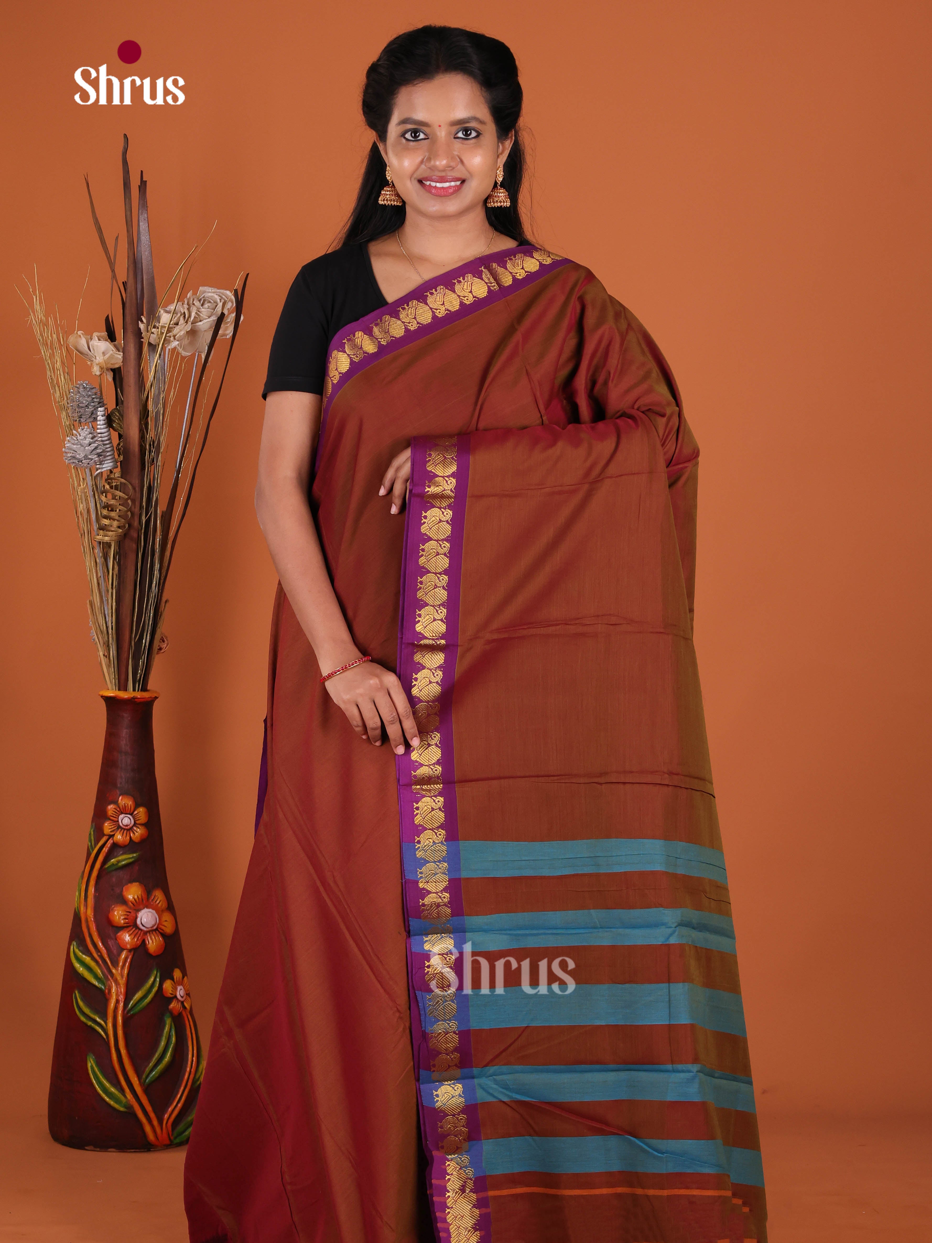 Arakku & Violet - Narayanpet Cotton Saree
