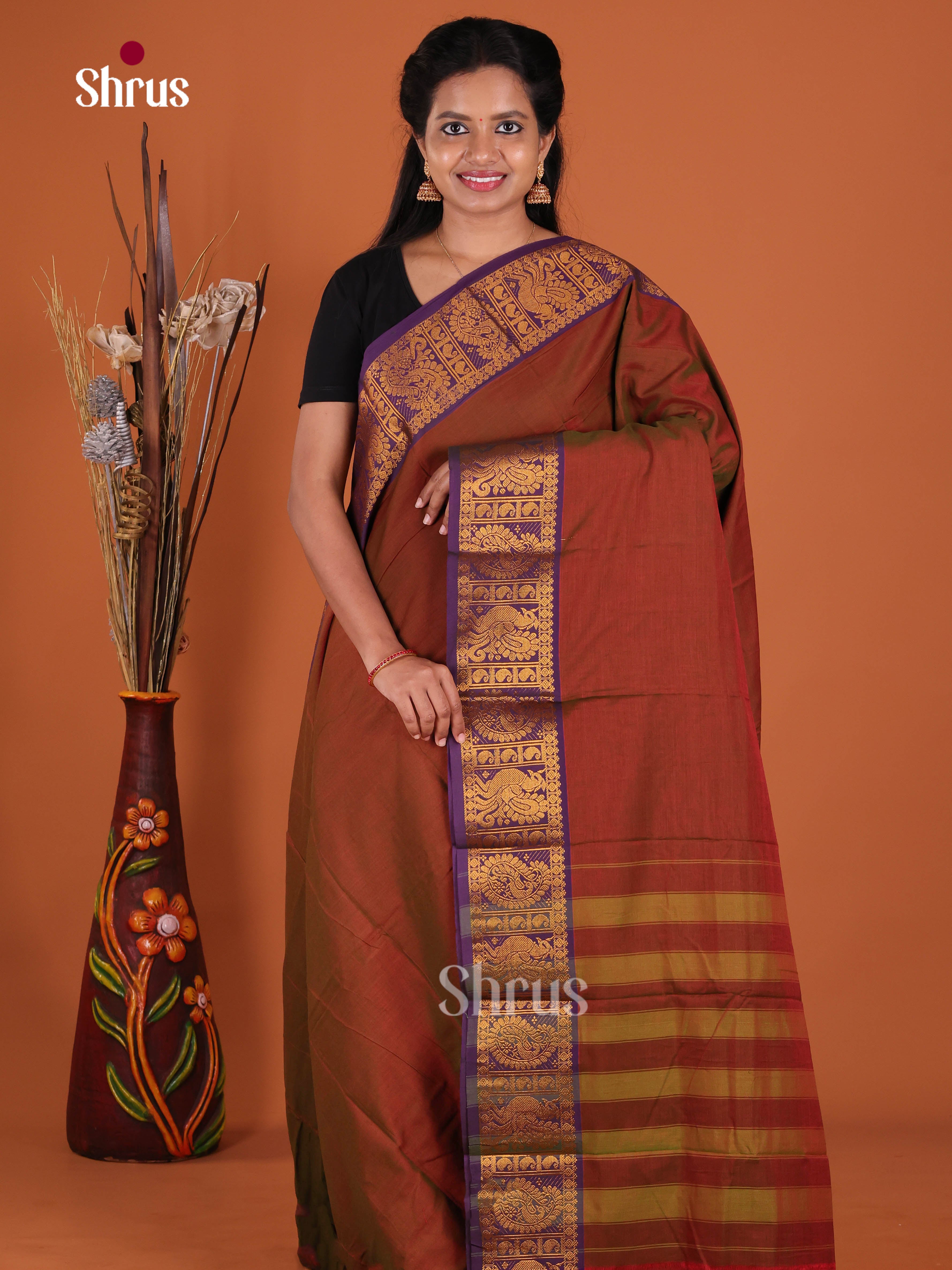 Arakku & Purple - Narayanpet Cotton Saree